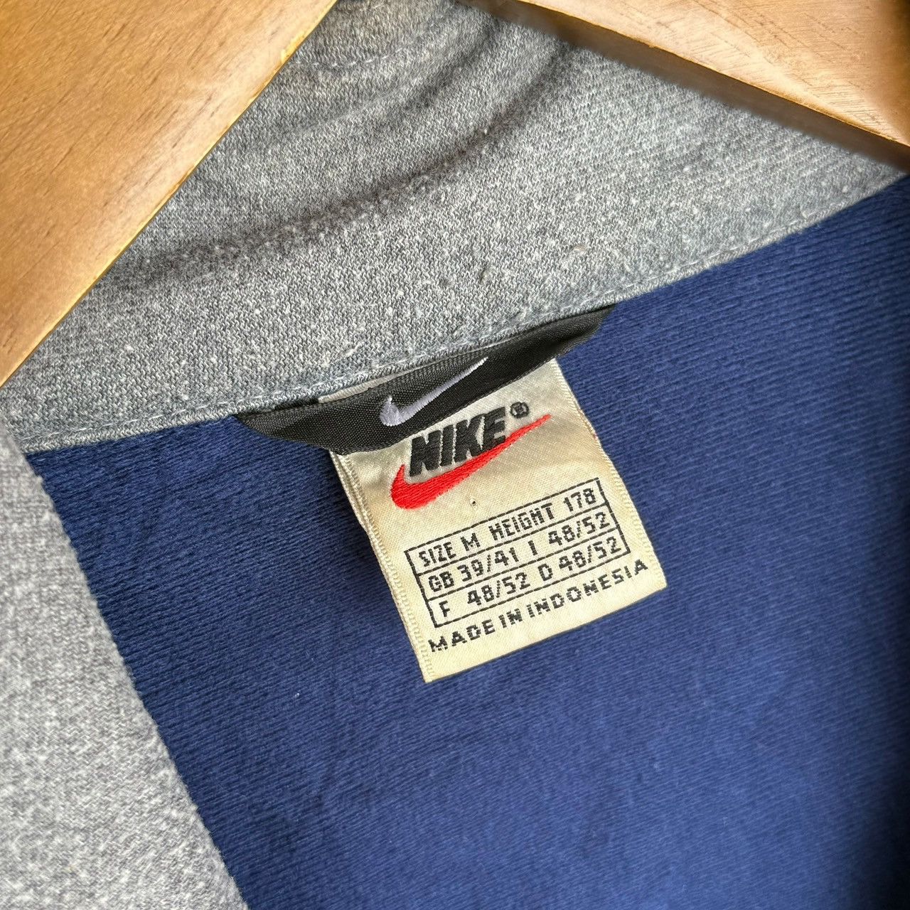 Nike Nike USA Zip Up Sweatshirt Track Jacket Vintage Size US M / EU 48-50 / 2 - 6 Thumbnail