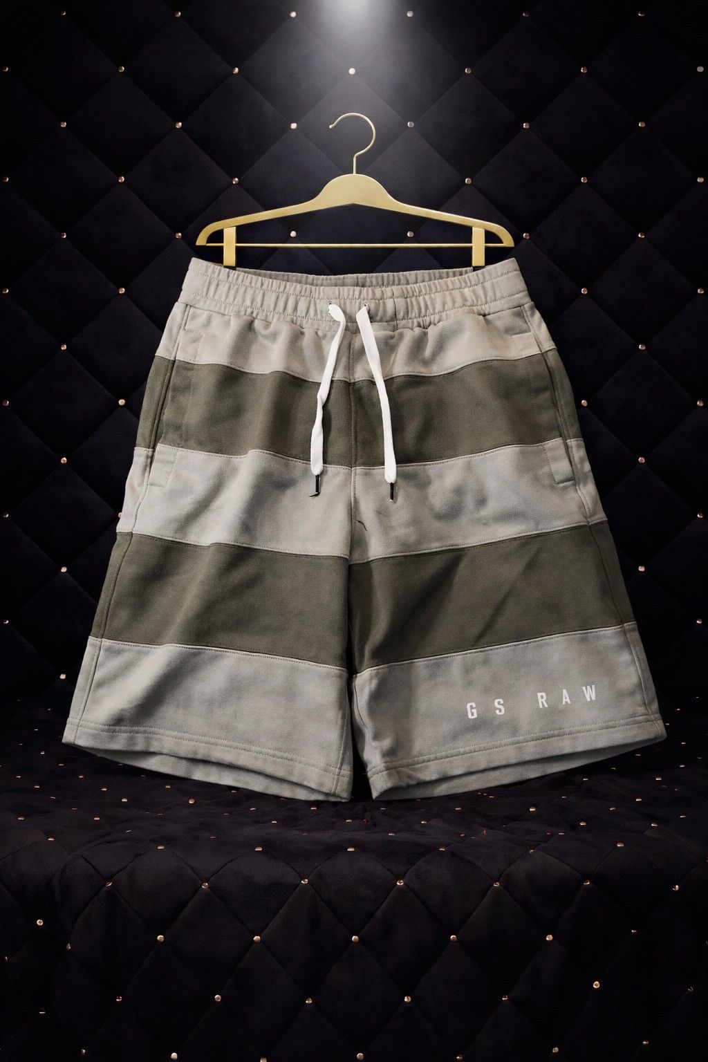 Other OLIVE GREEN WHITE STRIPE SWIM TRUNK SHORTS Size US 30 / EU 46 - 1 Preview
