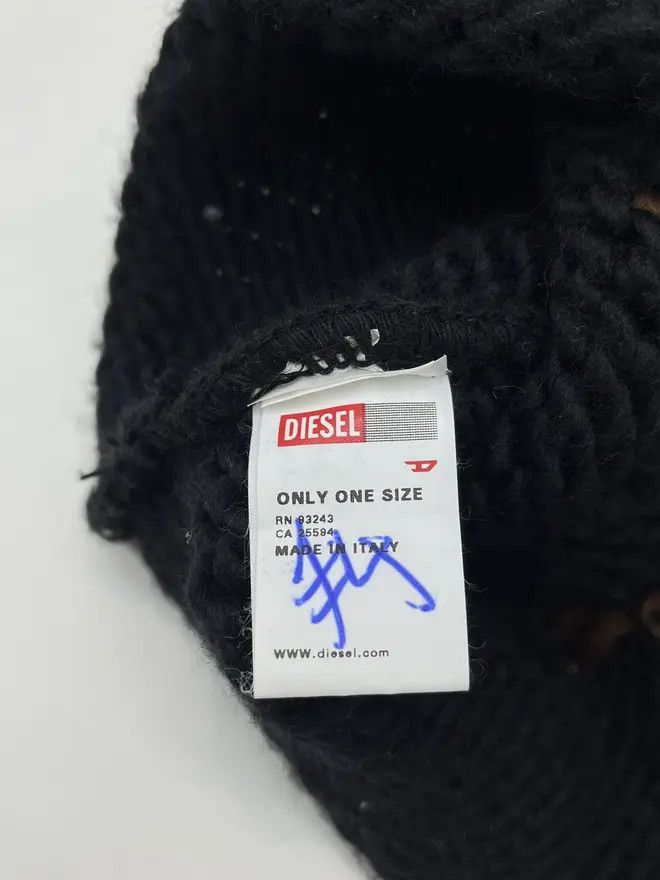 Diesel Vintage Diesel Big Logo Knit Beany Hat Size ONE SIZE - 3 Thumbnail