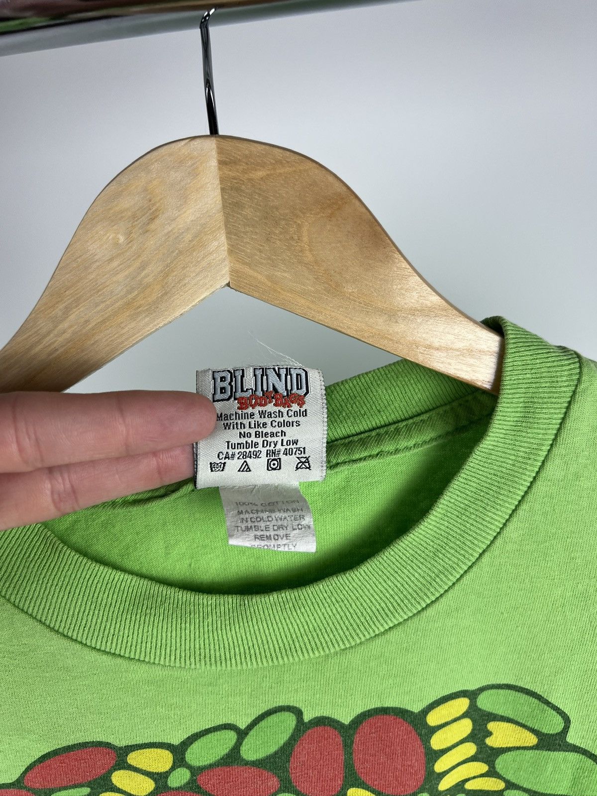 Vintage Blind Skateboards Vintage BOX Tshirt Size US S / EU 44-46 / 1 - 9 Thumbnail