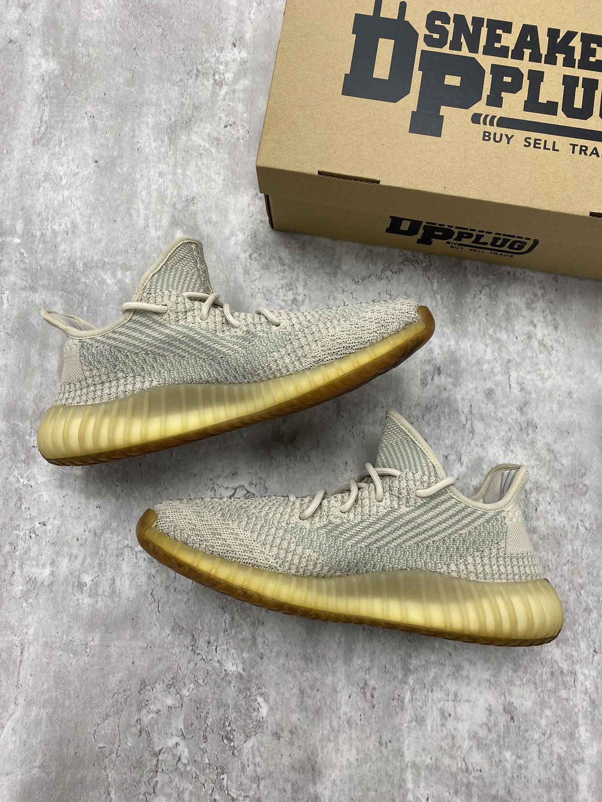 Yeezy Size 11M - adidas Yeezy Boost 350 V2 “Citrin” Size US 11 / EU 44 - 2 Thumbnail