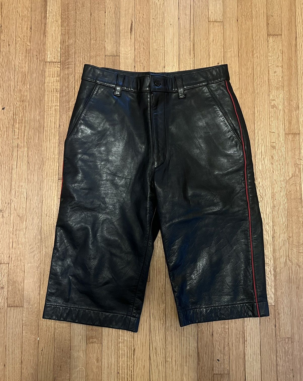 Vintage genuine leather shorts made in USA 30