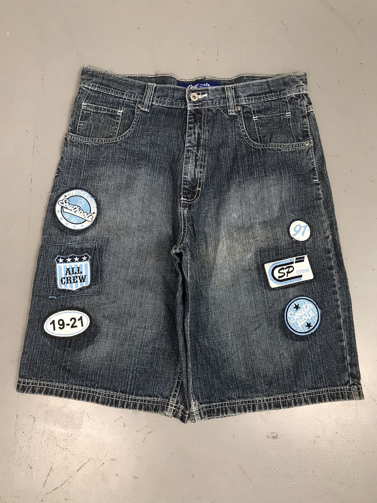 Southpole × Vintage Southpole Patch Work Denim Jorts Size US 36 / EU 52 - 1 Thumbnail