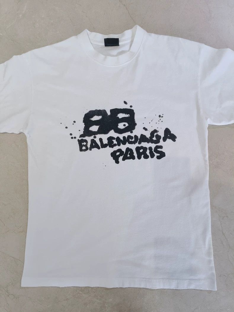 Balenciaga Balenciaga Paris Splatter Print T-Shirt - dmc Size US XS / EU 42 / 0 - 1 Thumbnail