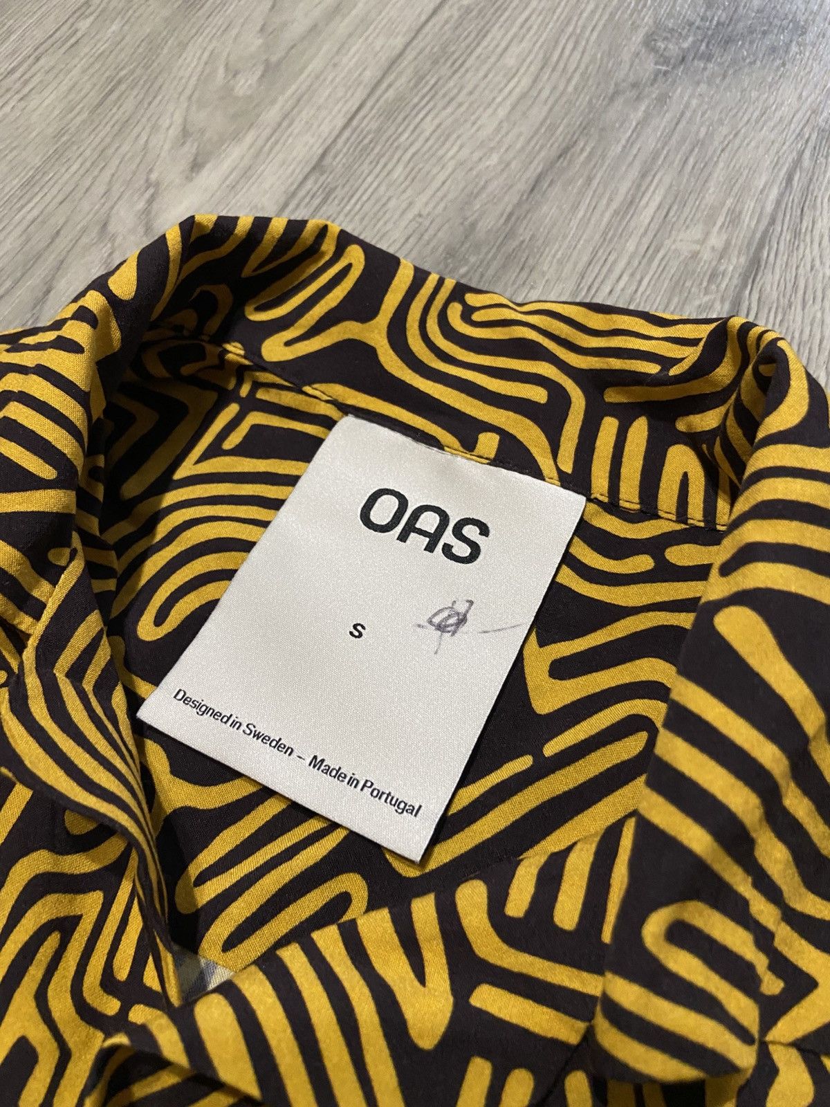 OAS OAS Geometric Maze Shirt – Relaxed Fit – Size S Size US S / EU 44-46 / 1 - 3 Thumbnail