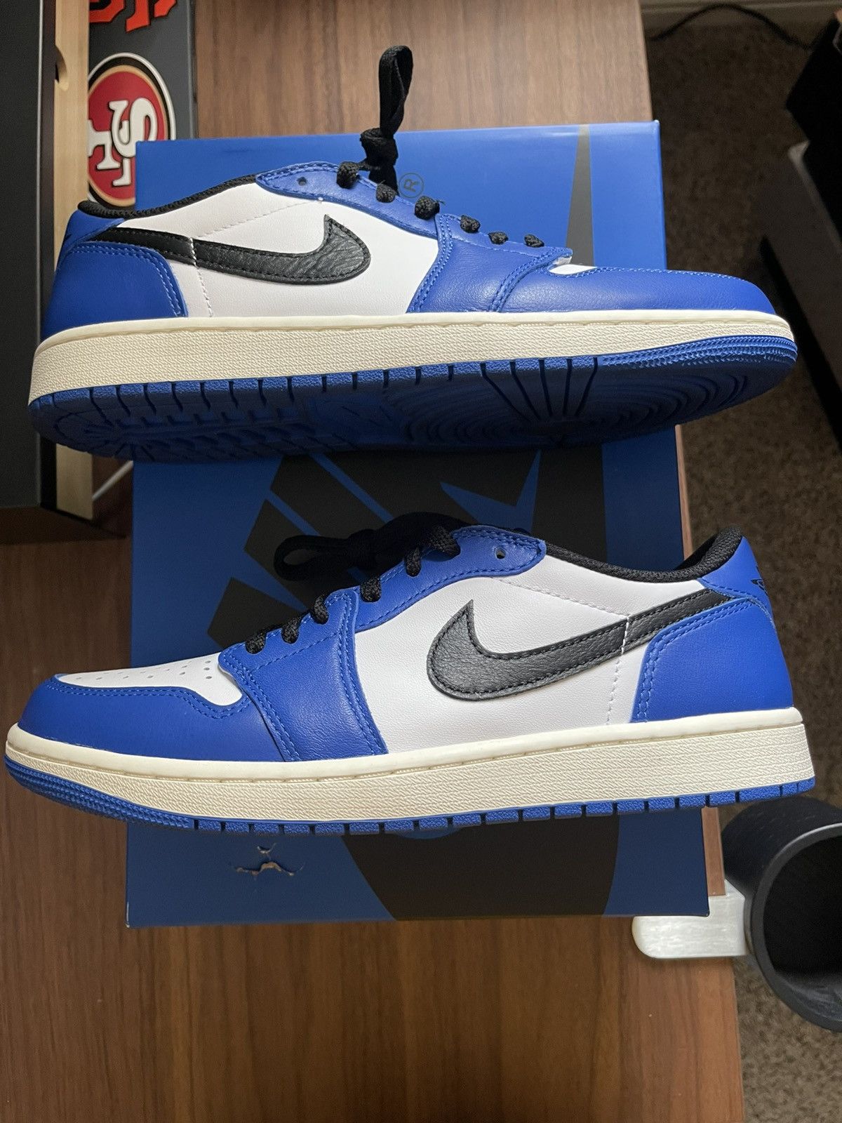 Jordan Brand Air jordan 1 low Game Royal Size US 9.5 / EU 42-43 - 1 Thumbnail