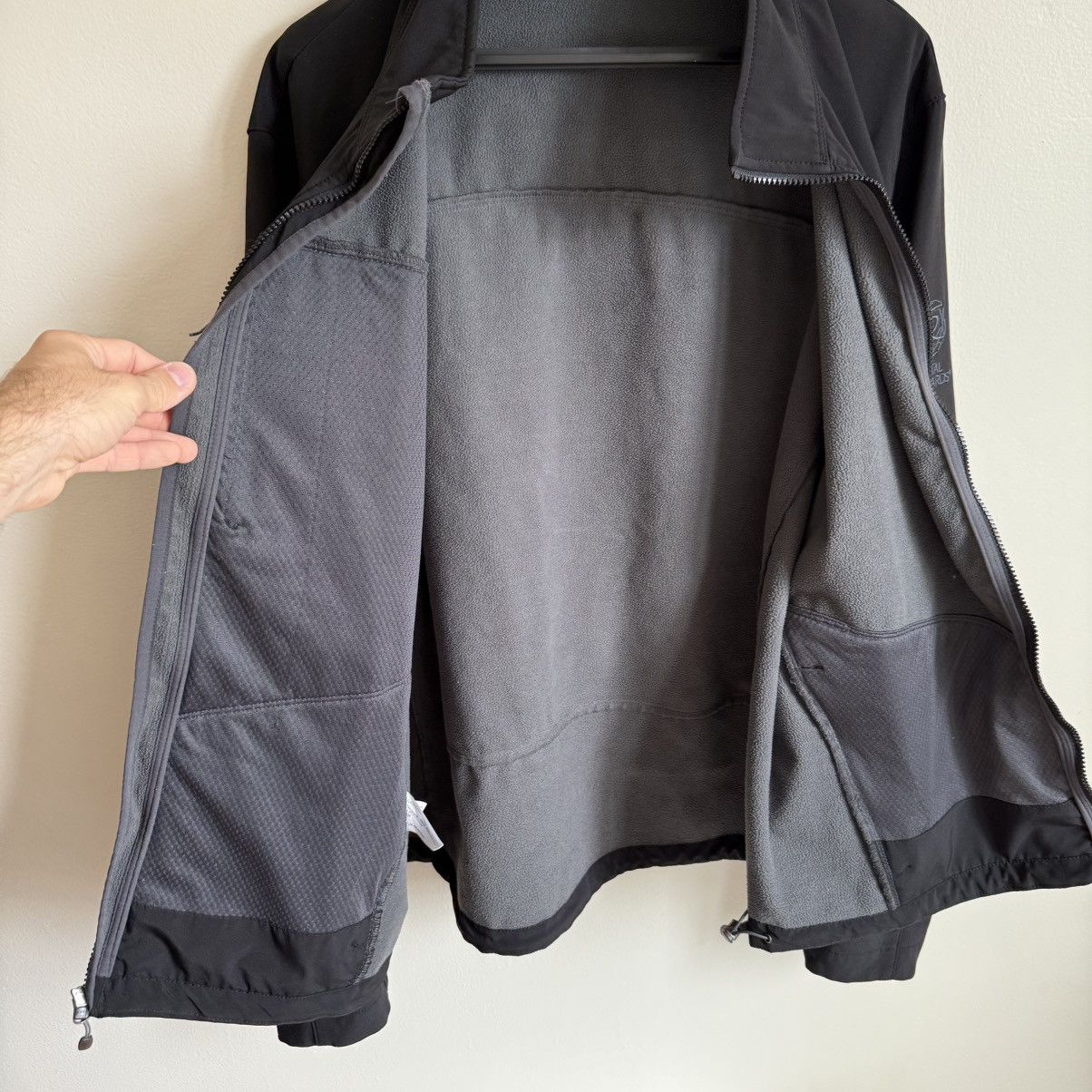 Eddie Bauer Eddie Bauer Softshell Jacket Black 2XL Total Rewards Promo Size US XXL / EU 58 / 5 - 10 Thumbnail
