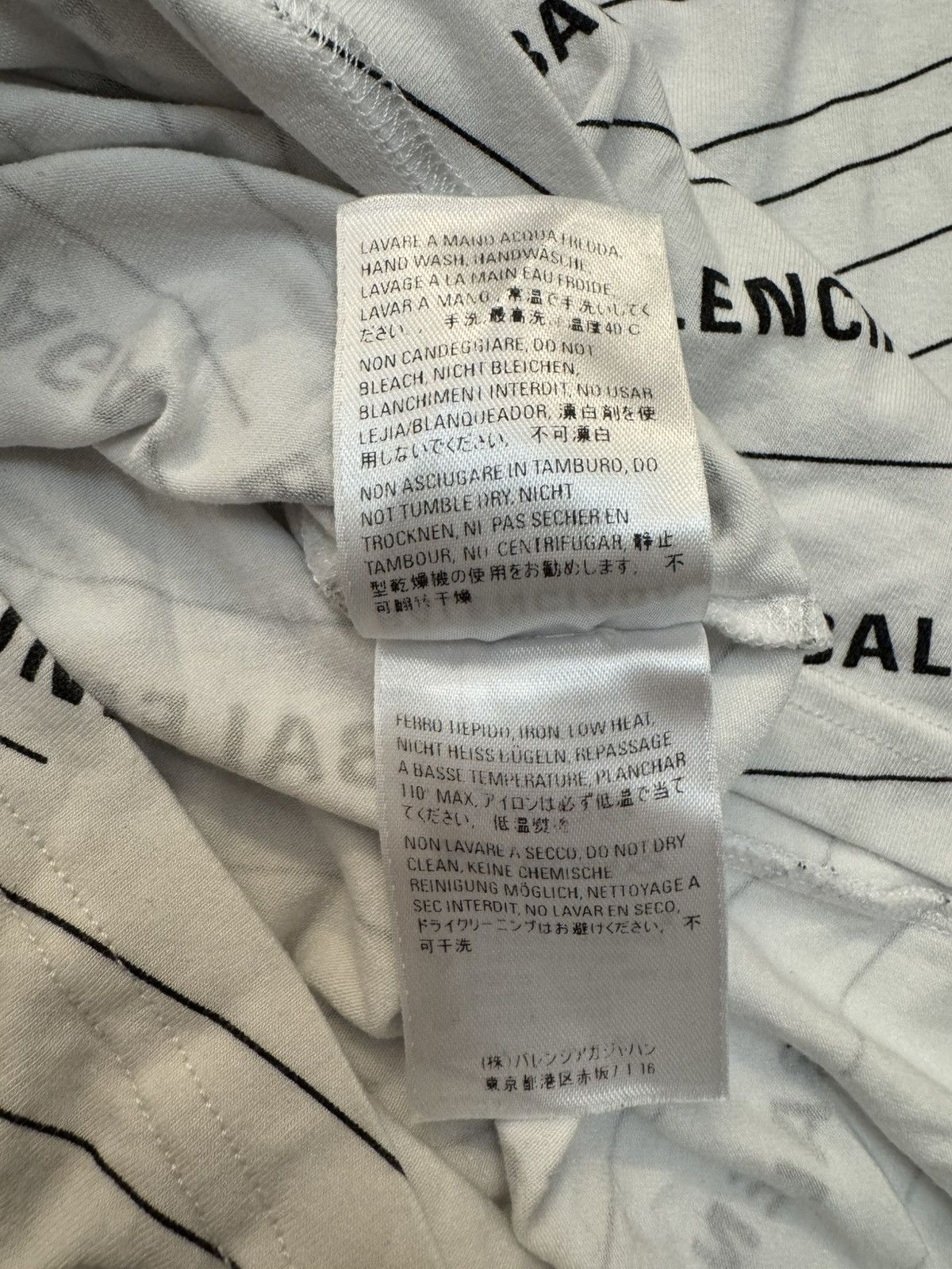 Balenciaga Balenciaga Paris White Diagonal Logo Turtleneck Viscose XS Size XS / US 0-2 / IT 36-38 - 11 Thumbnail