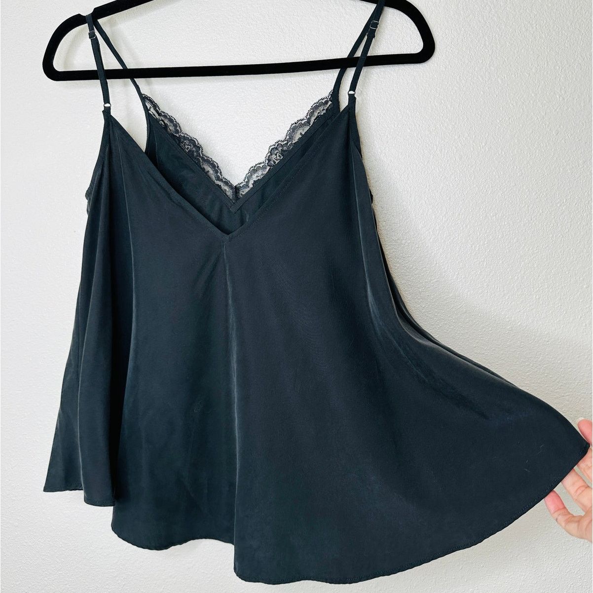 Zara NWT Zara TRF Collection Black Lace Trim Flowy Cami Top XS Size XS / US 0-2 / IT 36-38 - 5 Thumbnail