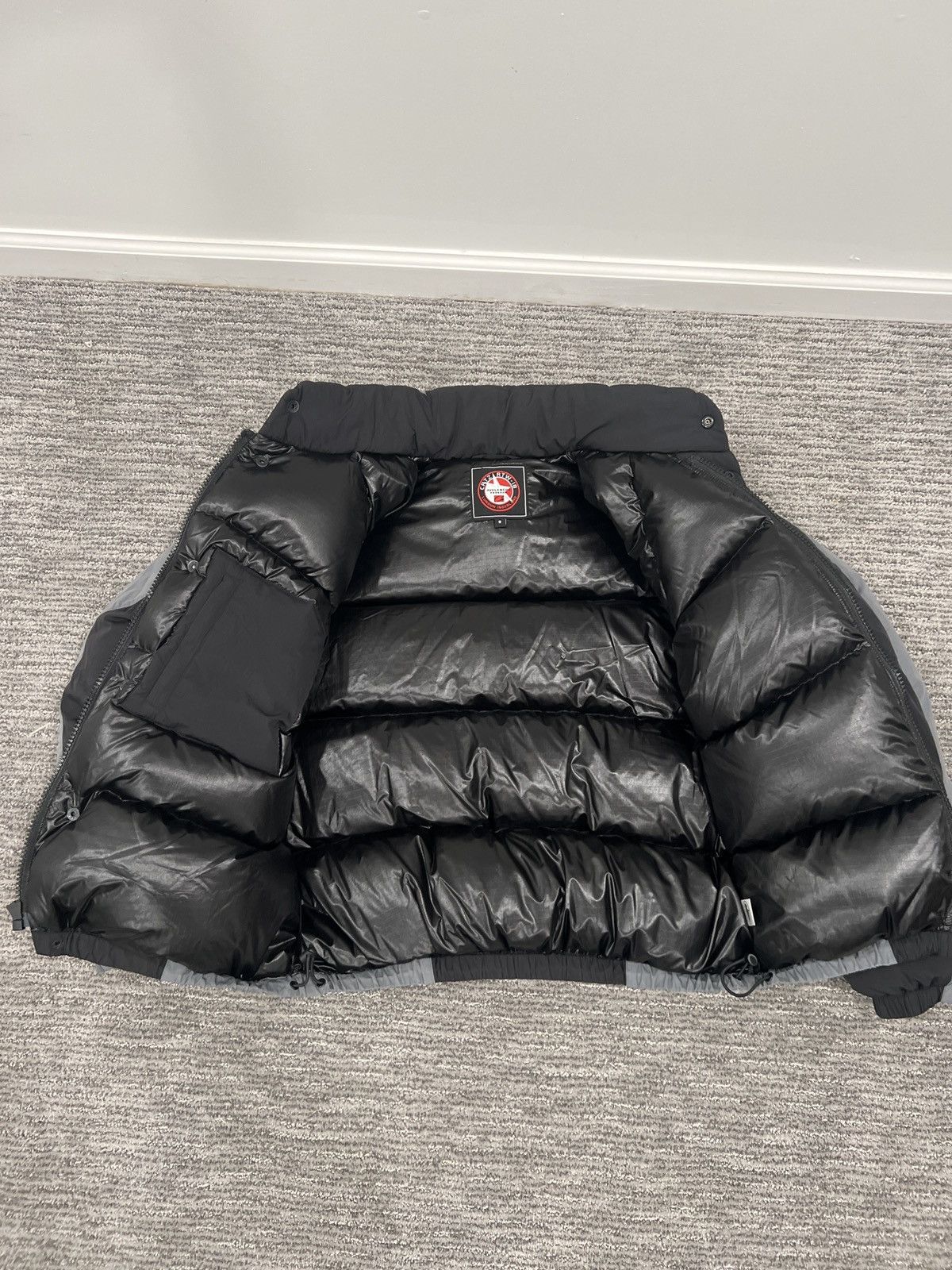 Corteiz Corteiz Avalanche Bolo Down Jacket ‘black’ Size US S / EU 44-46 / 1 - 15 Thumbnail