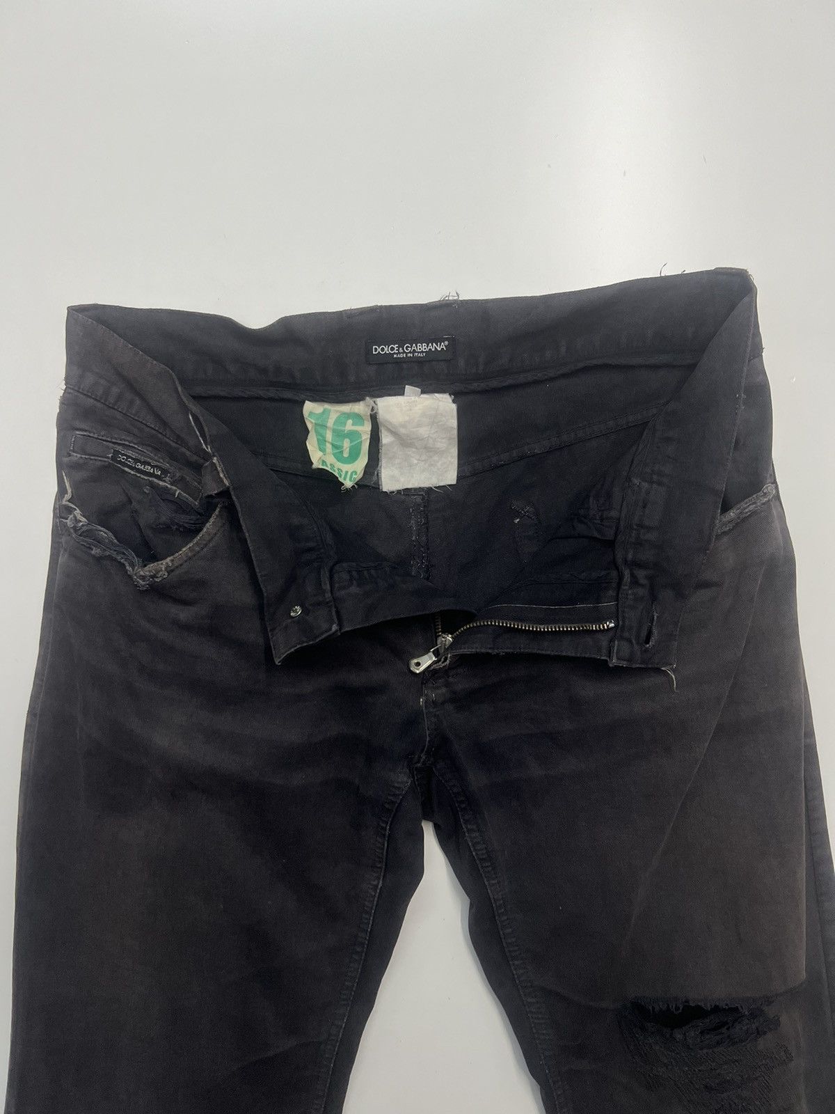 Dolce & Gabbana Dolce & Gabbana Distress Pants Size 38 Size US 38 / EU 54 - 10 Thumbnail