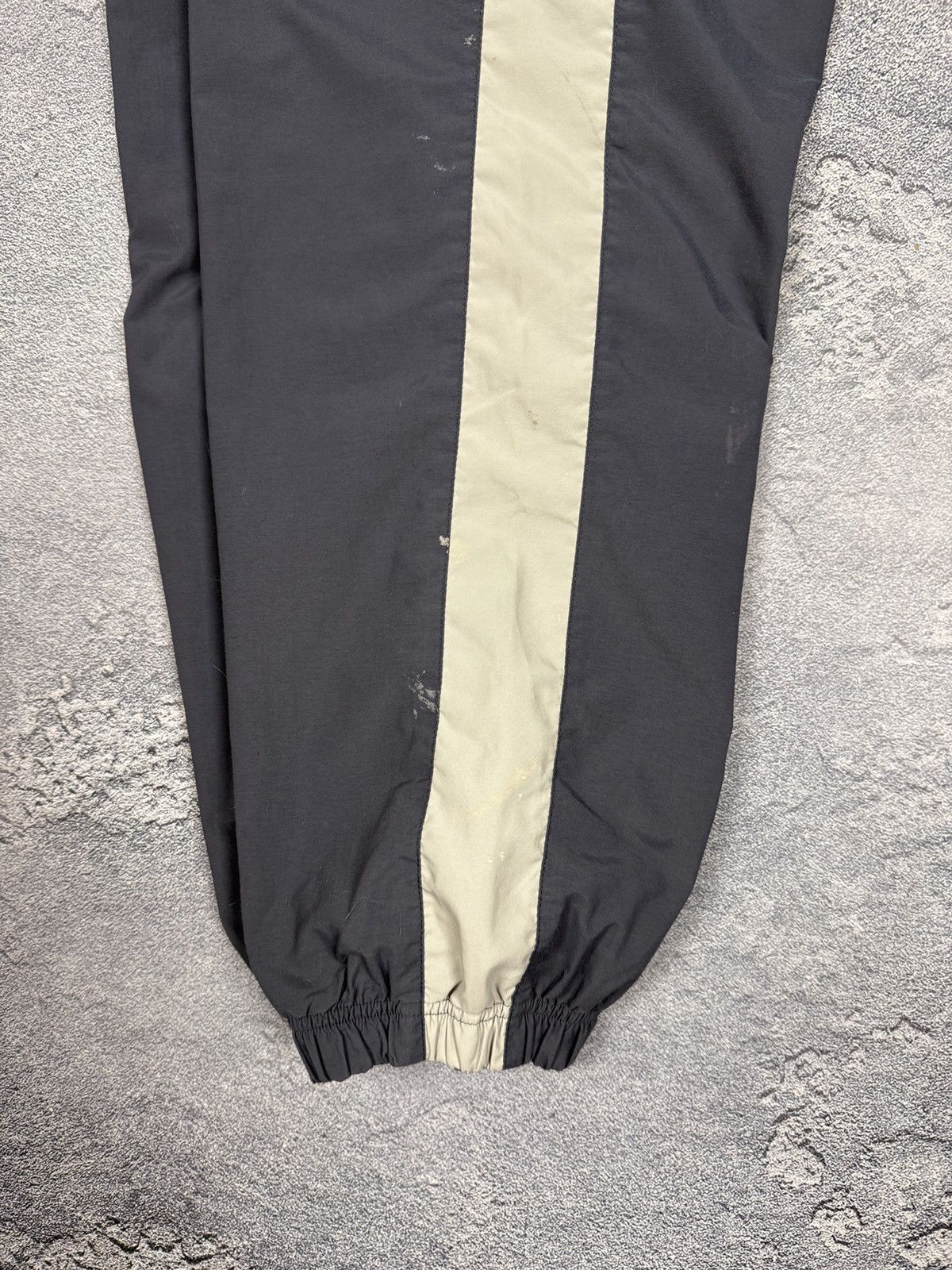Nike × Vintage 00s Nike Vintage Pants Streetwear Logo Swoosh Rare Size US 36 / EU 52 - 8 Thumbnail