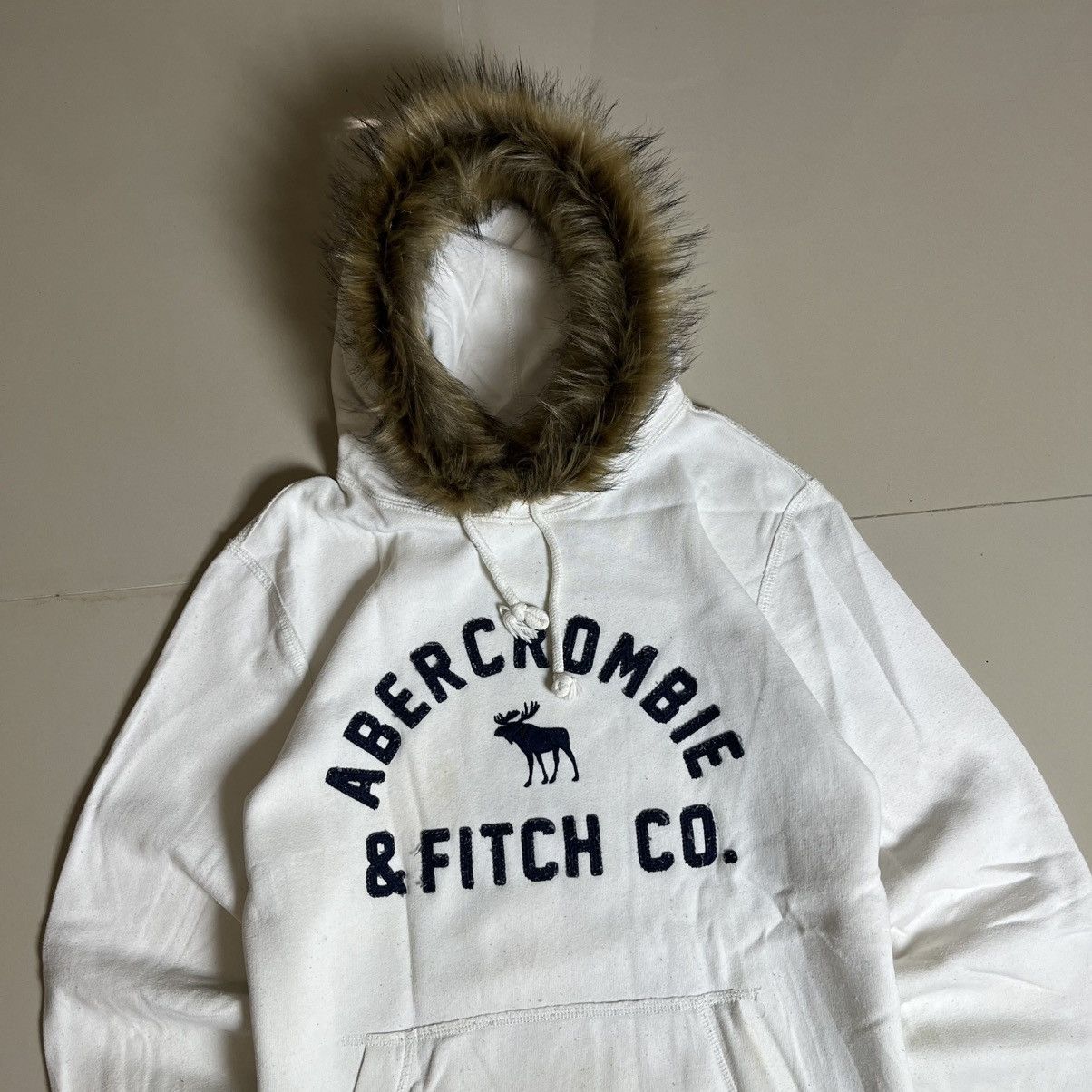 Japanese Brand Abercrombie Fur Hoodie – Classic Y2K Aesthetic Size S / US 4 / IT 40 - 2 Thumbnail