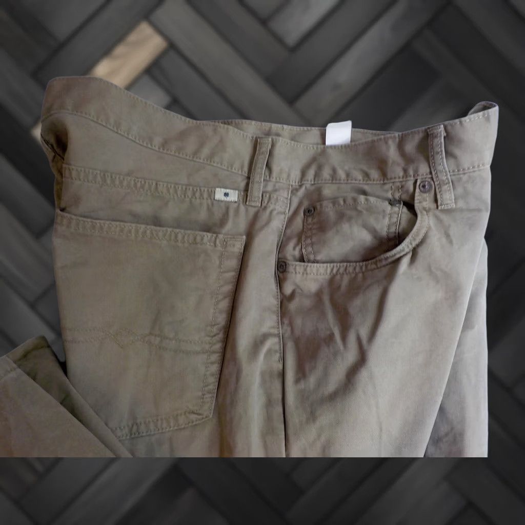 Lucky Brand LUCKY BRAND 221 Original Straight Mens 5 Pocket Khaki Pants Cotton SZ 36X31.5 Beige Regular Mens Size US 36 / EU 52 - 1 Thumbnail