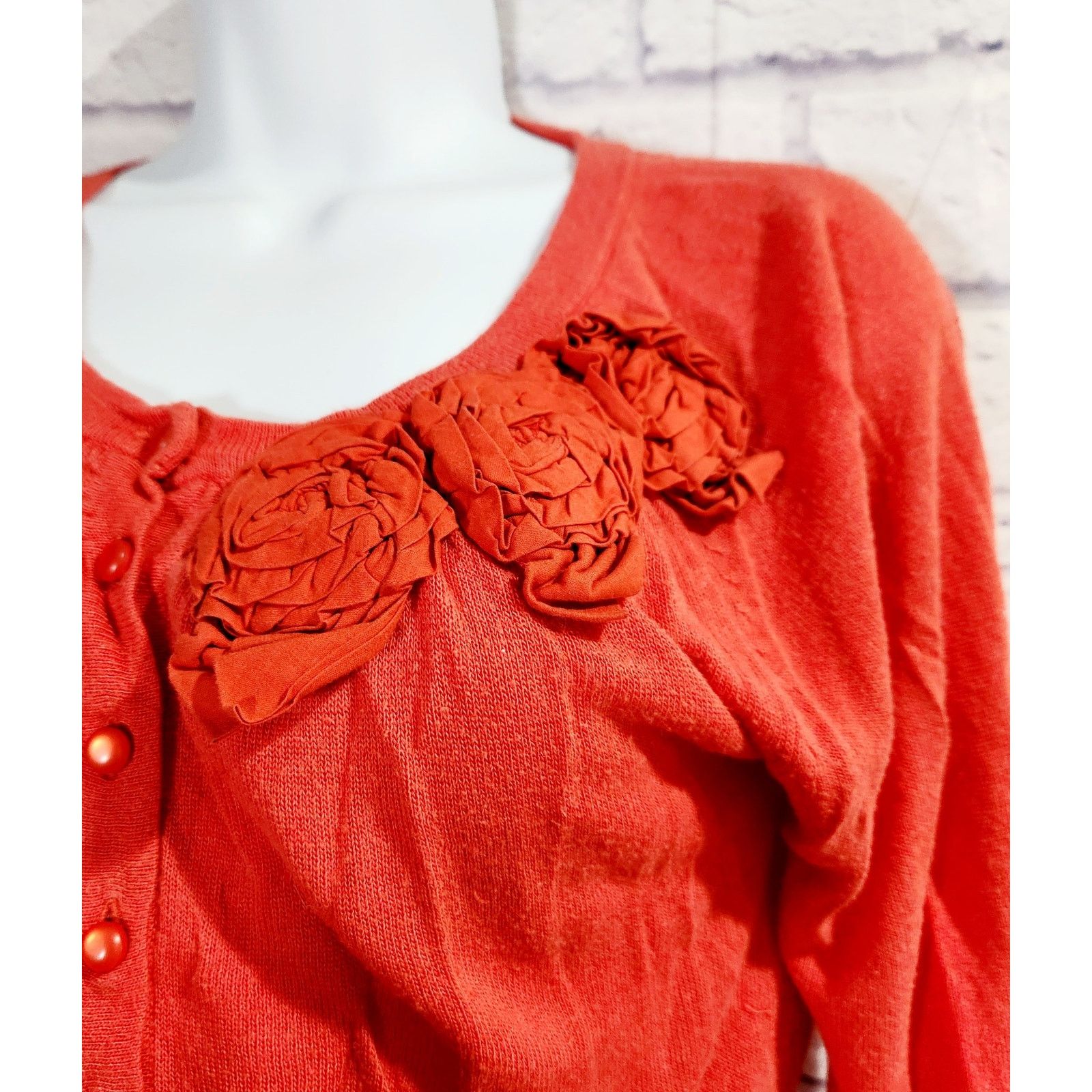 Other Kensie Orange 3D Rosettes Cropped Button Cardigan Sweater M Size M / US 6-8 / IT 42-44 - 2 Thumbnail