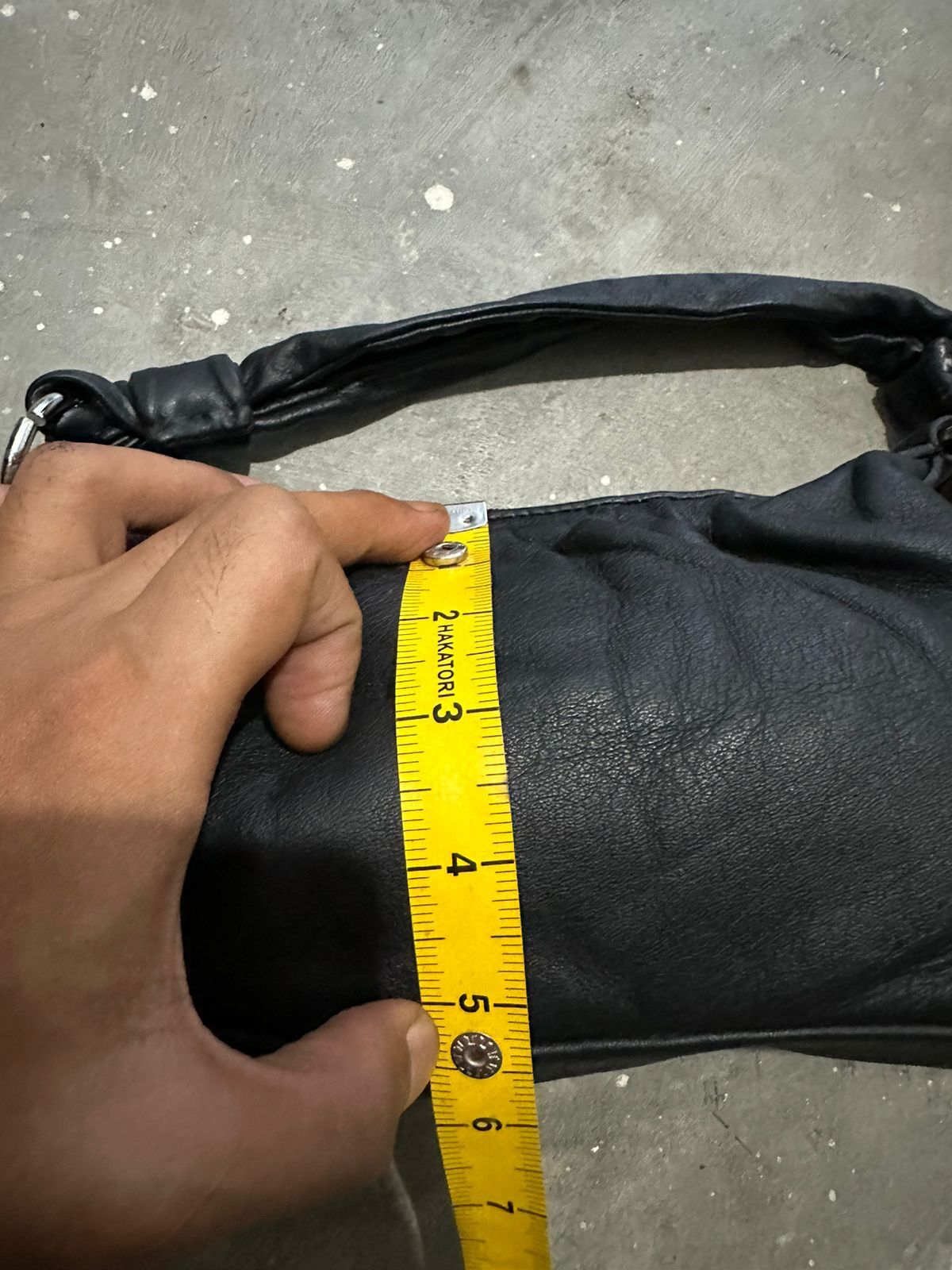 Yohji Yamamoto 🔥Y’saccs by Yohji yamamoto side stud button leather bag Size ONE SIZE - 11 Thumbnail