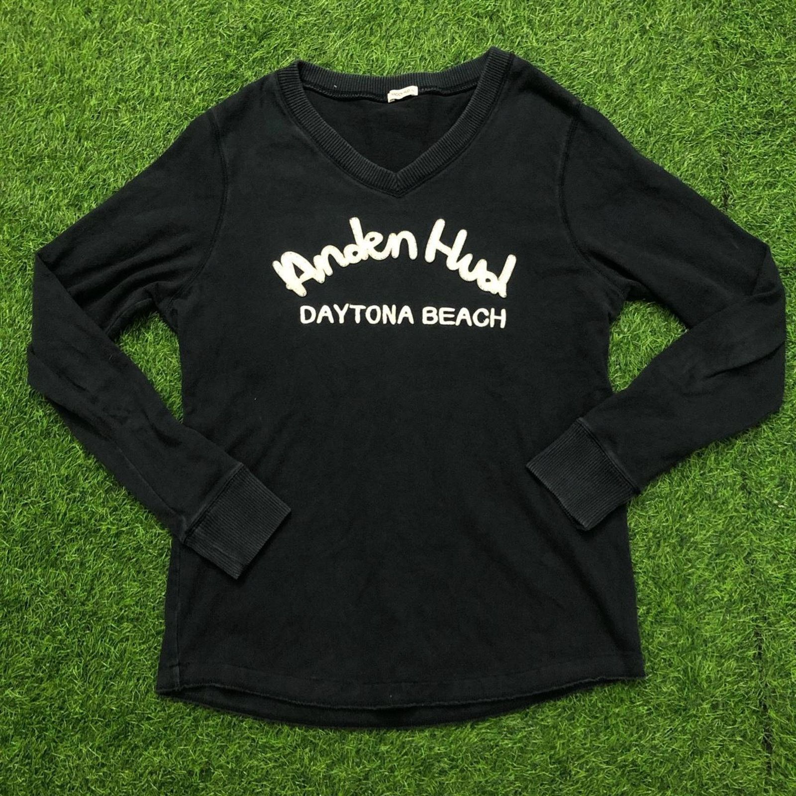 Other Navy Anden Hud Daytona Beach Embroidered Long Sleeve V-Neck Size XL / US 12-14 / IT 48-50 - 1 Thumbnail