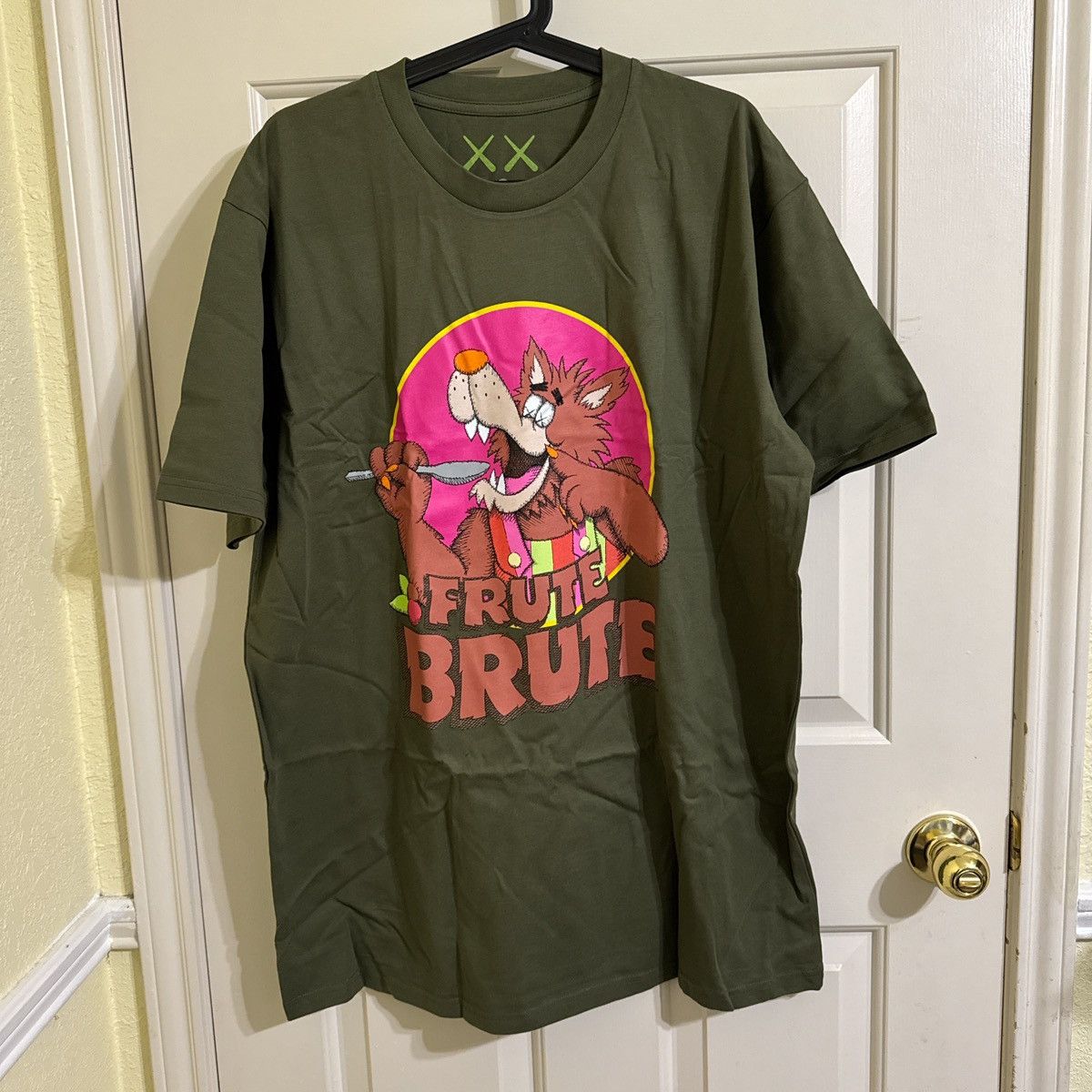 Kaws KAWS x Monsters Frute Brute T-Shirt Size US L / EU 52-54 / 3 - 1 Thumbnail