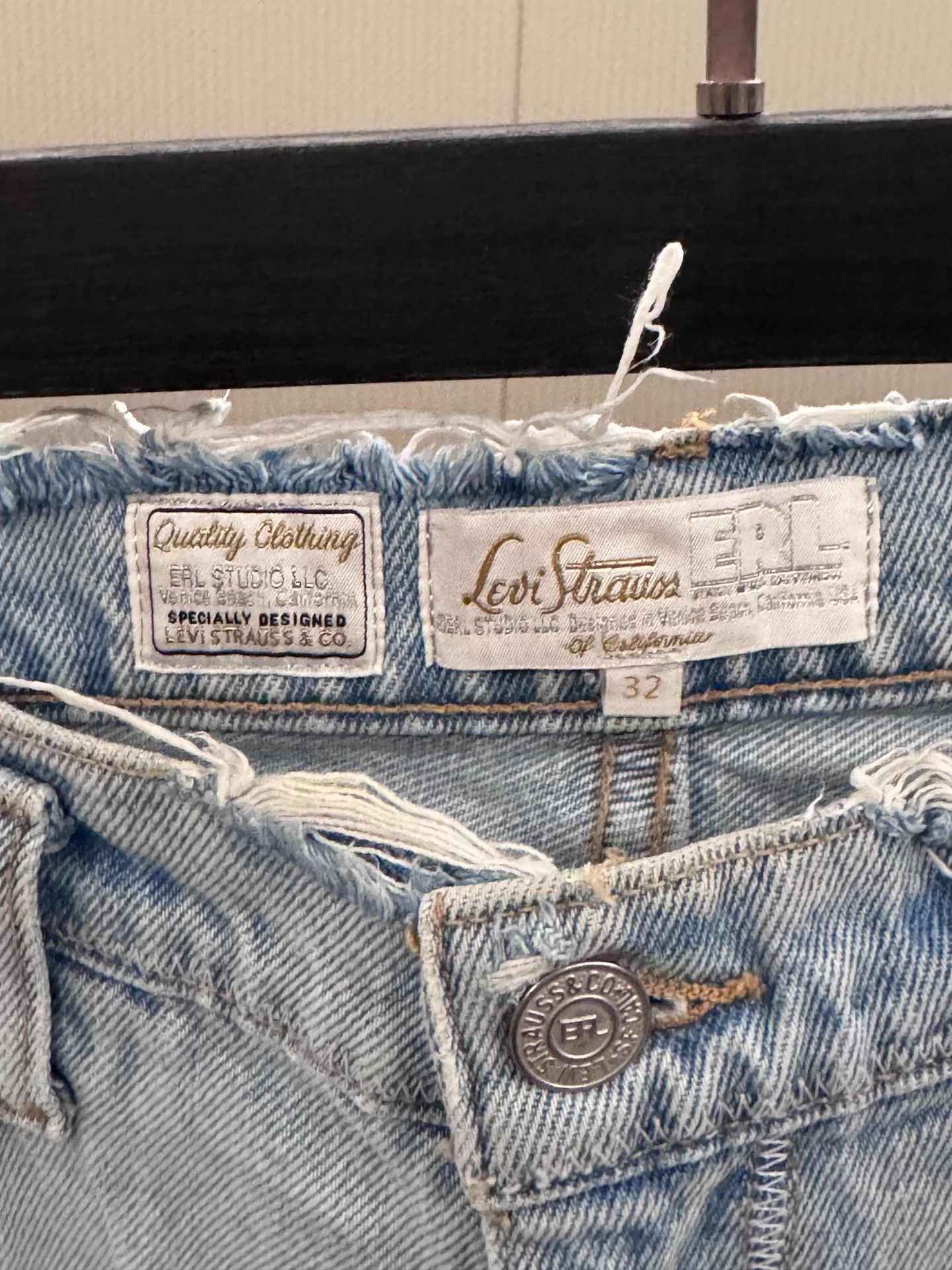 Levi's Levi's Collab Blue Jeans 32 110L Worn 1x DC Size US 32 / EU 48 - 2 Thumbnail
