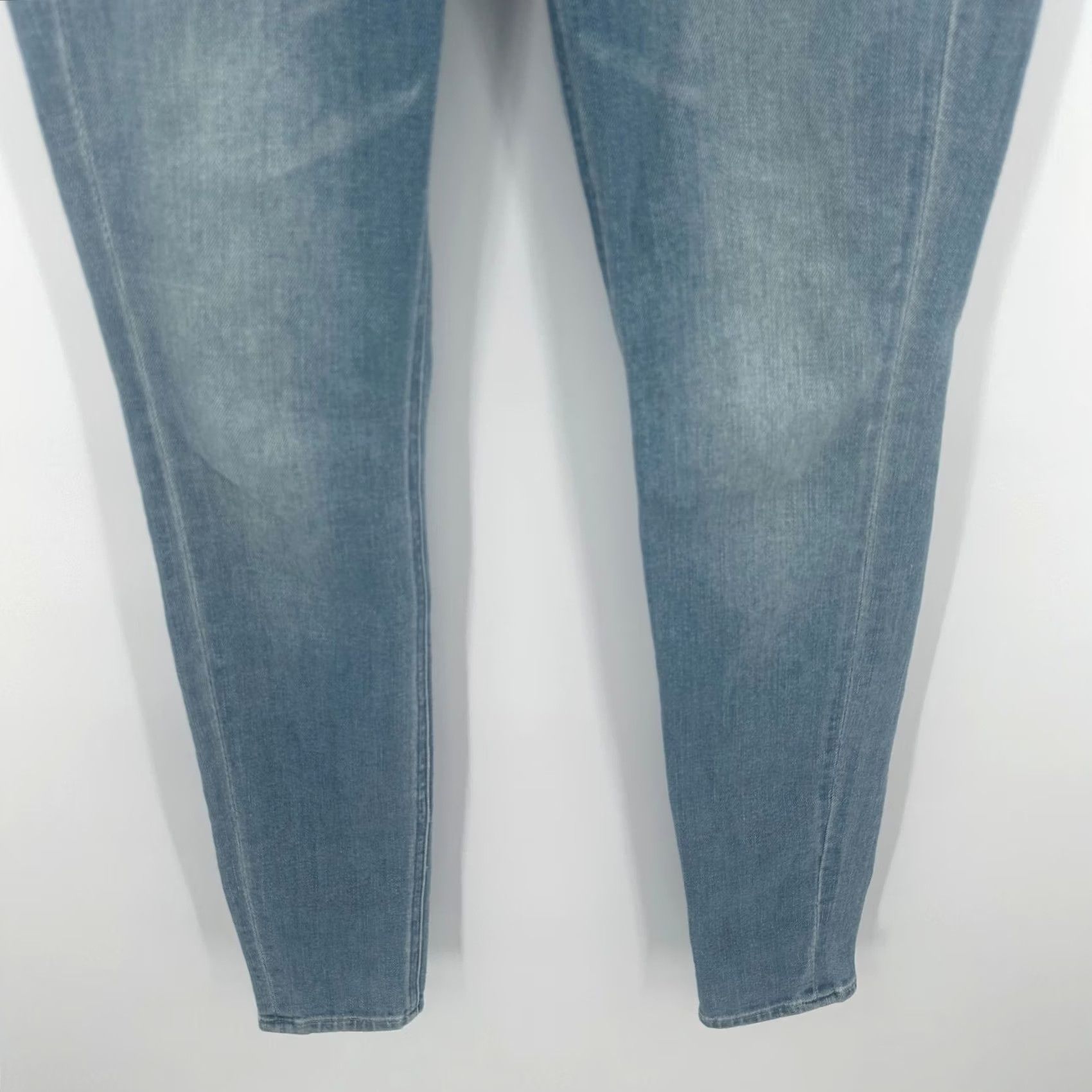 Madewell Madewell Jeans Women's Skinny 24x32 Blue Denim Mid Rise 5-Pocket Regular Waist 27" Inseam 32" Hipster Vintage: No Size 42" / US 20 - 6 Thumbnail