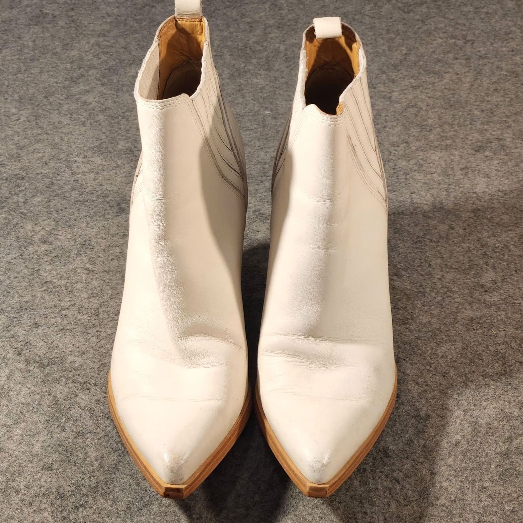 Marc Fisher Marc Fisher LTD Boots Womens 8.5 White Leather Western Ankle Block Heel Shoes Size US 9 / IT 39 - 2 Thumbnail
