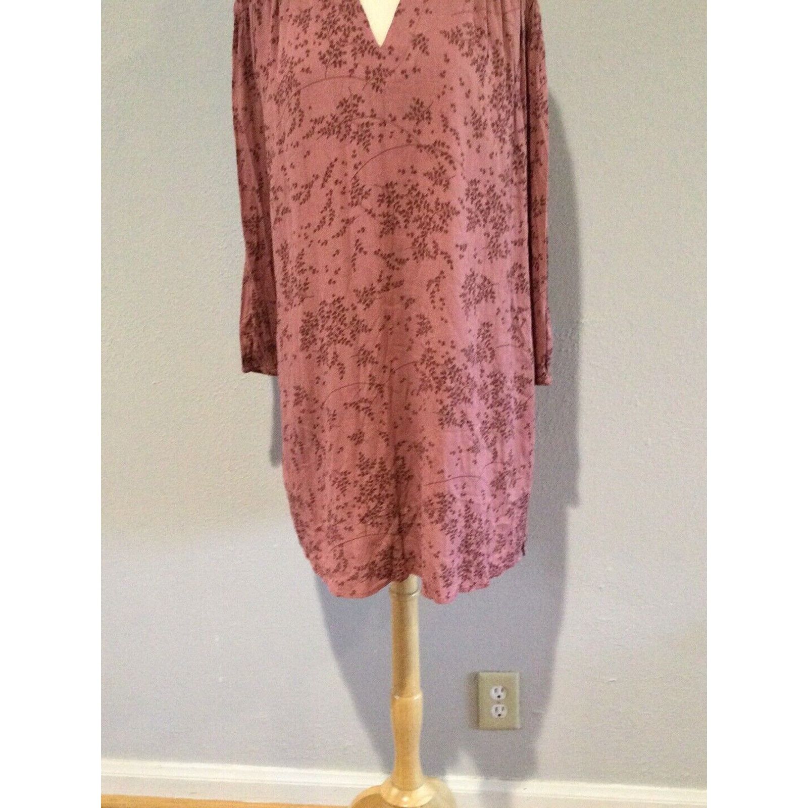 Vintage A.N.A. V-Neck Mauve Floral Long Sleeve Shift Dress Sz Small Size S / US 4 / IT 40 - 3 Thumbnail