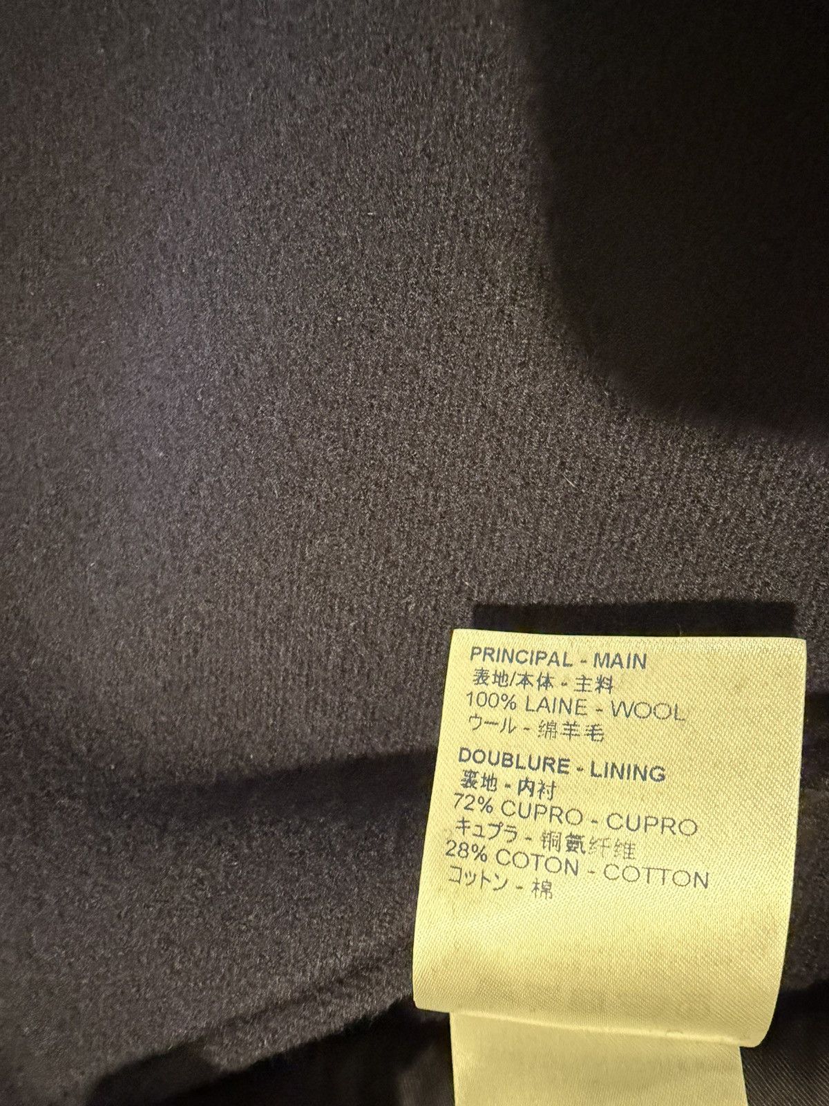 Louis Vuitton Louis Vuitton men’s overcoat. 50/40 $4500 Size US M / EU 48-50 / 2 - 14 Thumbnail