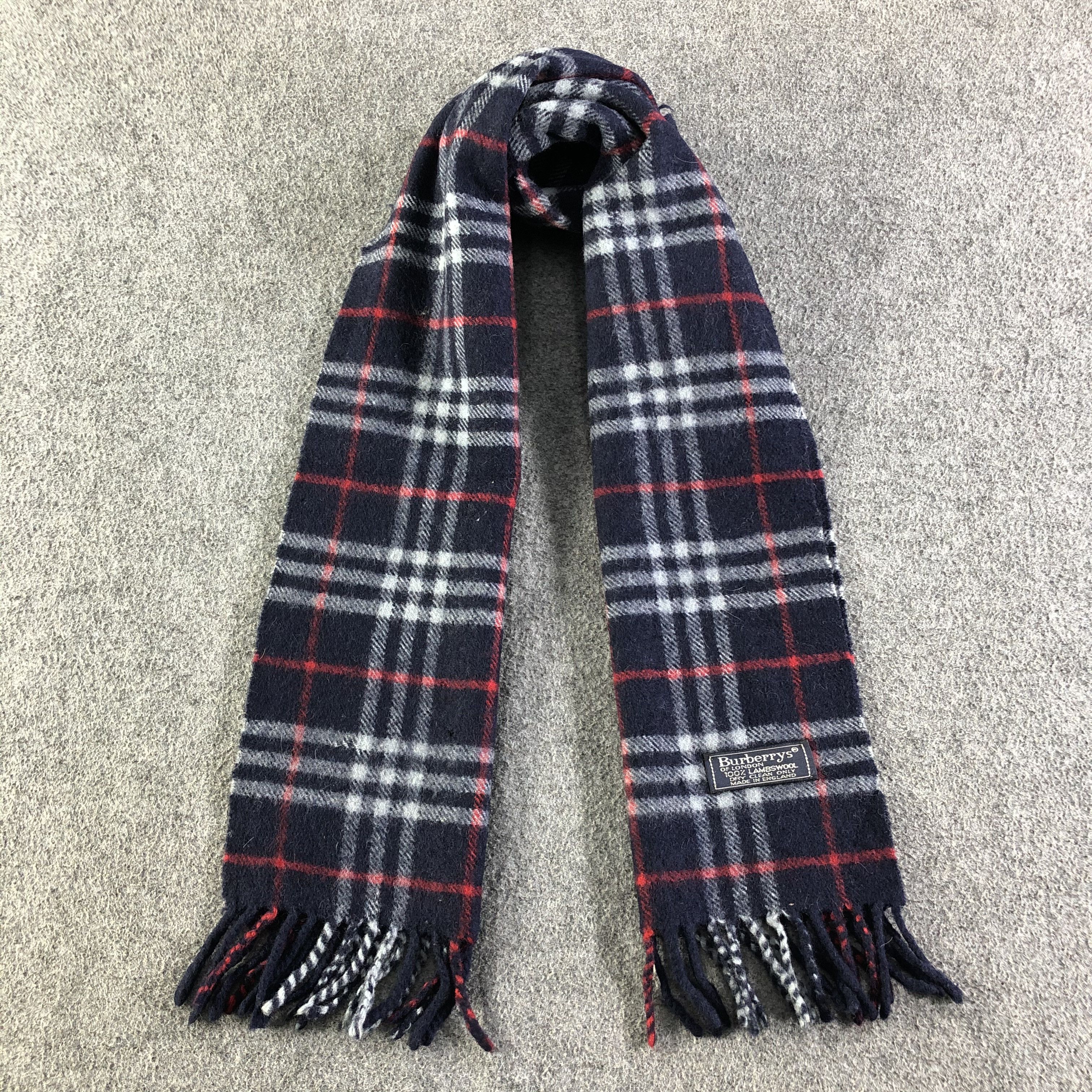 Burberry Burberry Scarf / Muffler / Neckwear P310 Size ONE SIZE - 1 Thumbnail