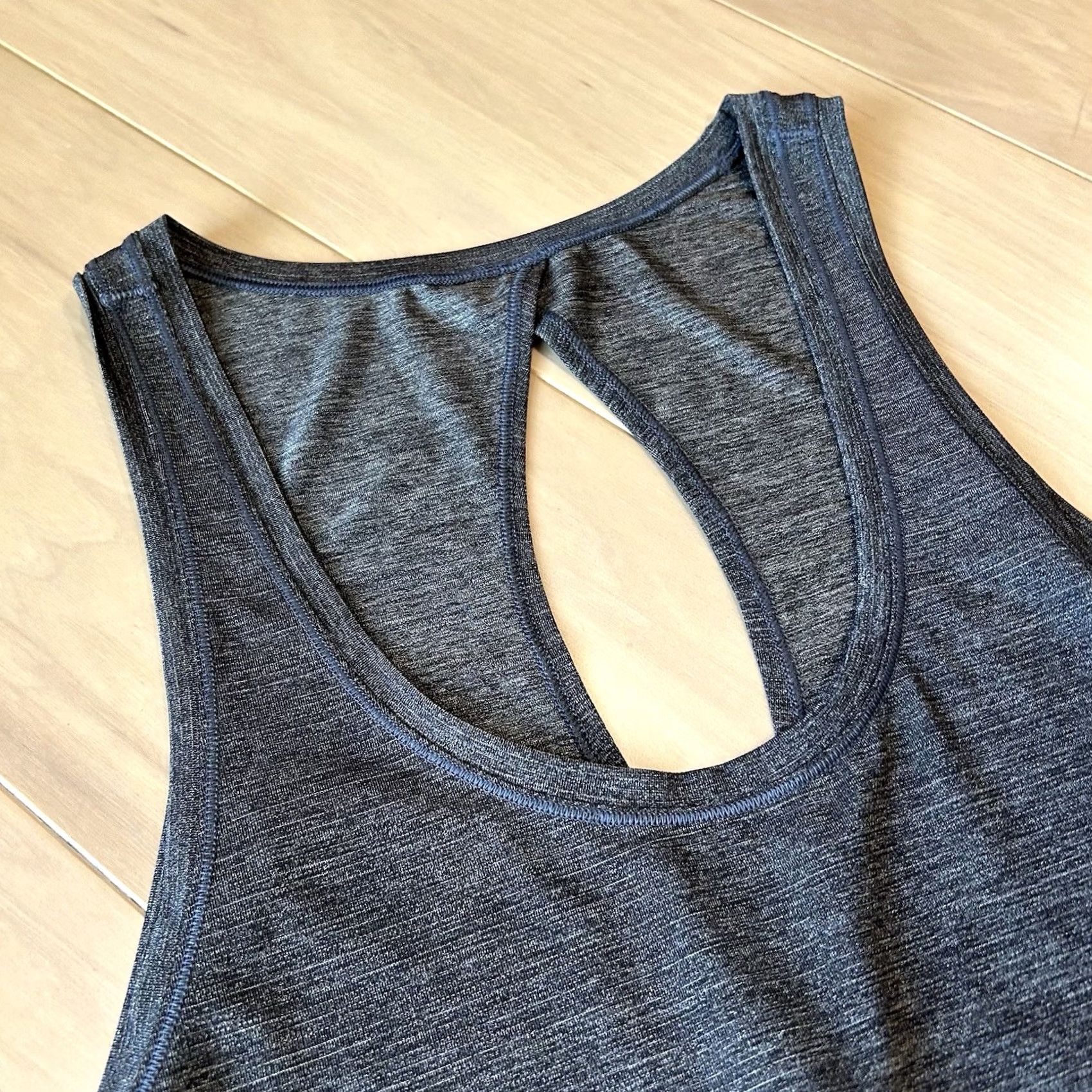 Lululemon Lululemon Hold And Let Flow Tank Heathered Gray Women’s 8 Tank Top Sleeveless Crew Neck Breathable Lightweight Relaxed Fit Activewear Casual Womens Size M / US 6-8 / IT 42-44 - 2 Thumbnail
