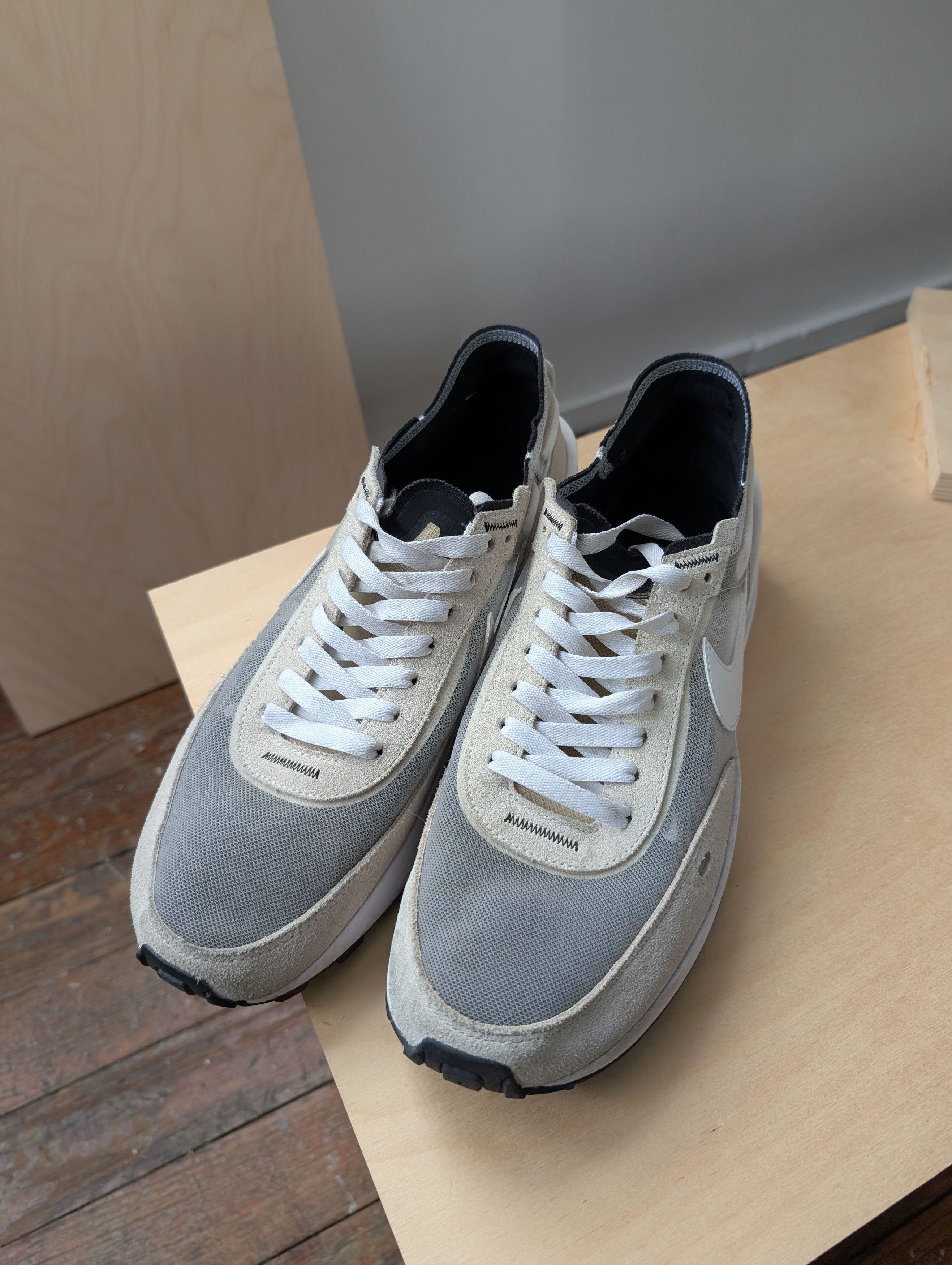 Nike Nike Waffle One // Summit White Size US 10.5 / EU 43-44 - 2 Thumbnail