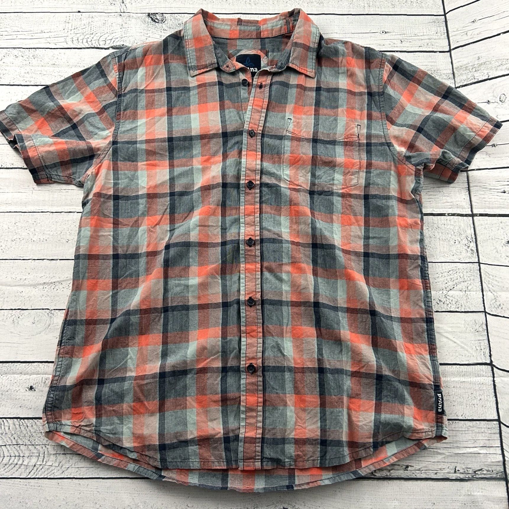 Prana PrAna Short Sleeve Plaid Button Front Shirt Men's Large Blue Gray Red Size US L / EU 52-54 / 3 - 2 Thumbnail
