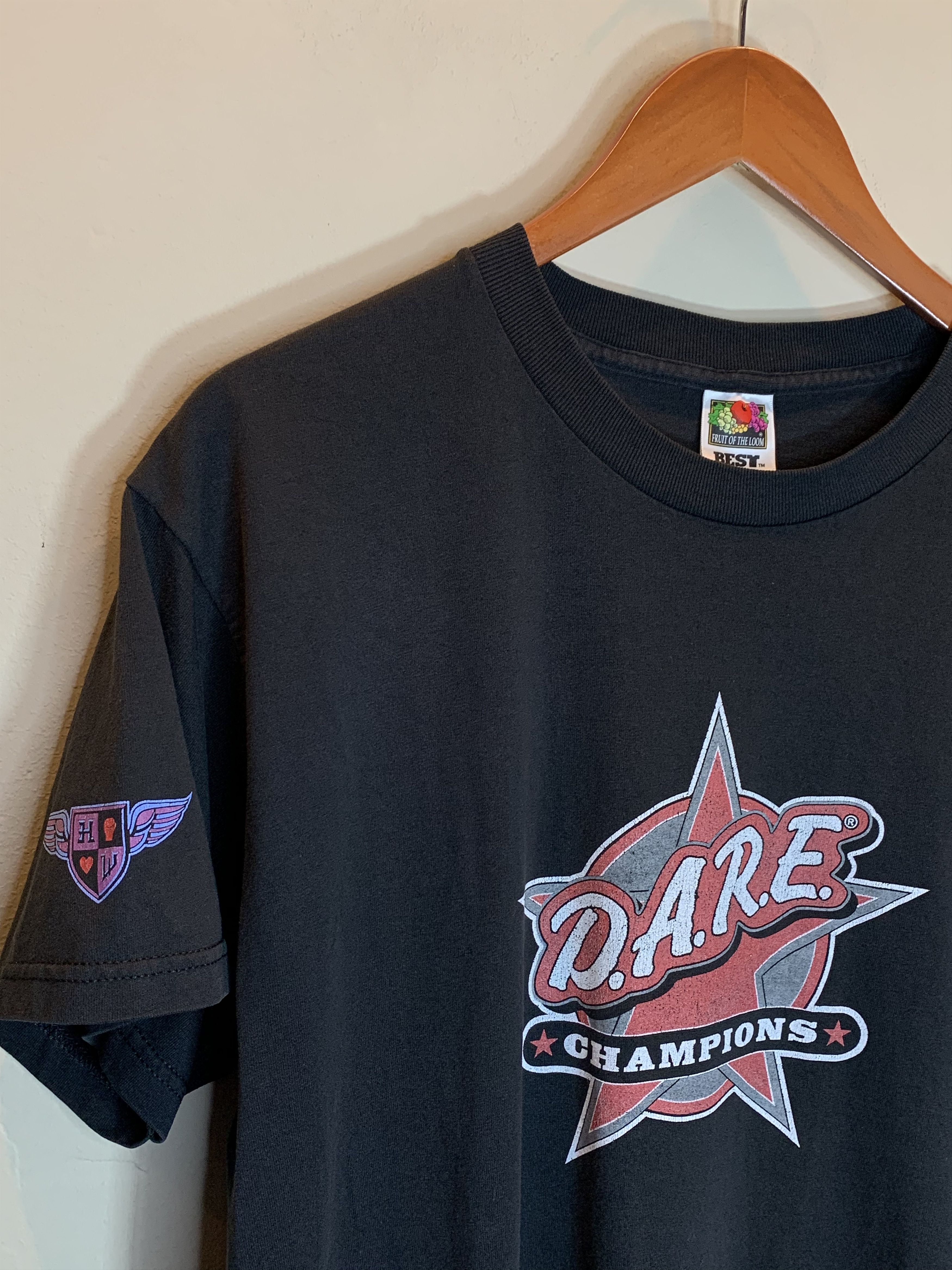 D.A.R.E *RARE* Vintage 90’s D.A.R.E. Champions Drug Art T-Shirt - L Size US L / EU 52-54 / 3 - 2 Thumbnail