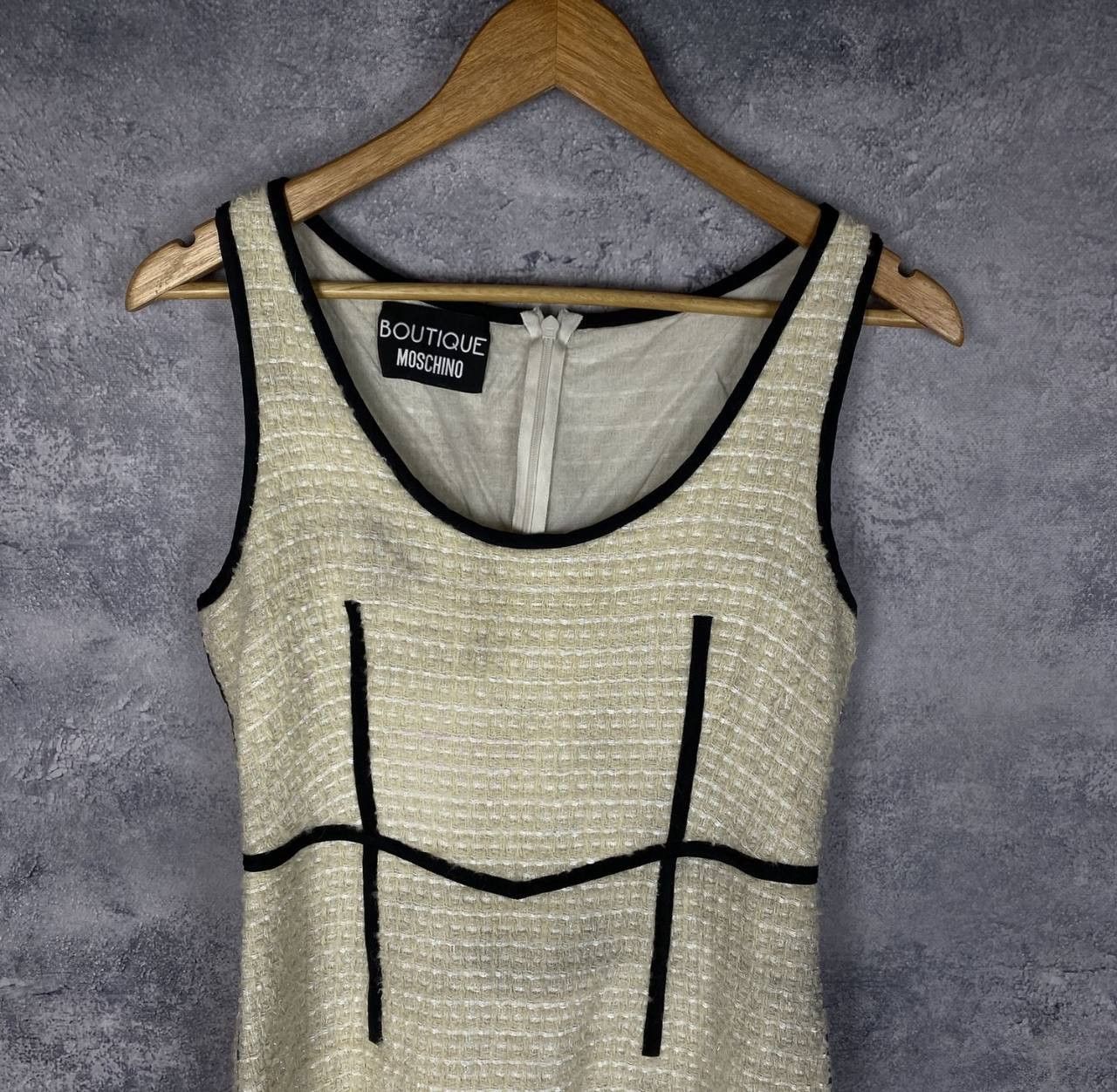 Boutique Moschino Moschino Boutique Dress Women's Size USA 10 Beige Sleeveless Size L / US 10 / IT 46 - 2 Thumbnail
