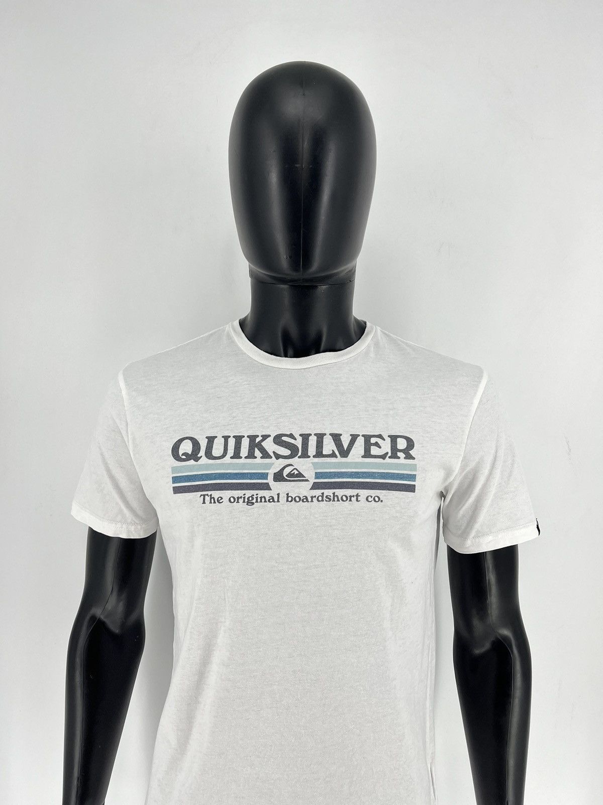 Quiksilver Vintage Quiksilver T-Shirt Size S White Surf Skateboard y2k Size US S / EU 44-46 / 1 - 1 Thumbnail