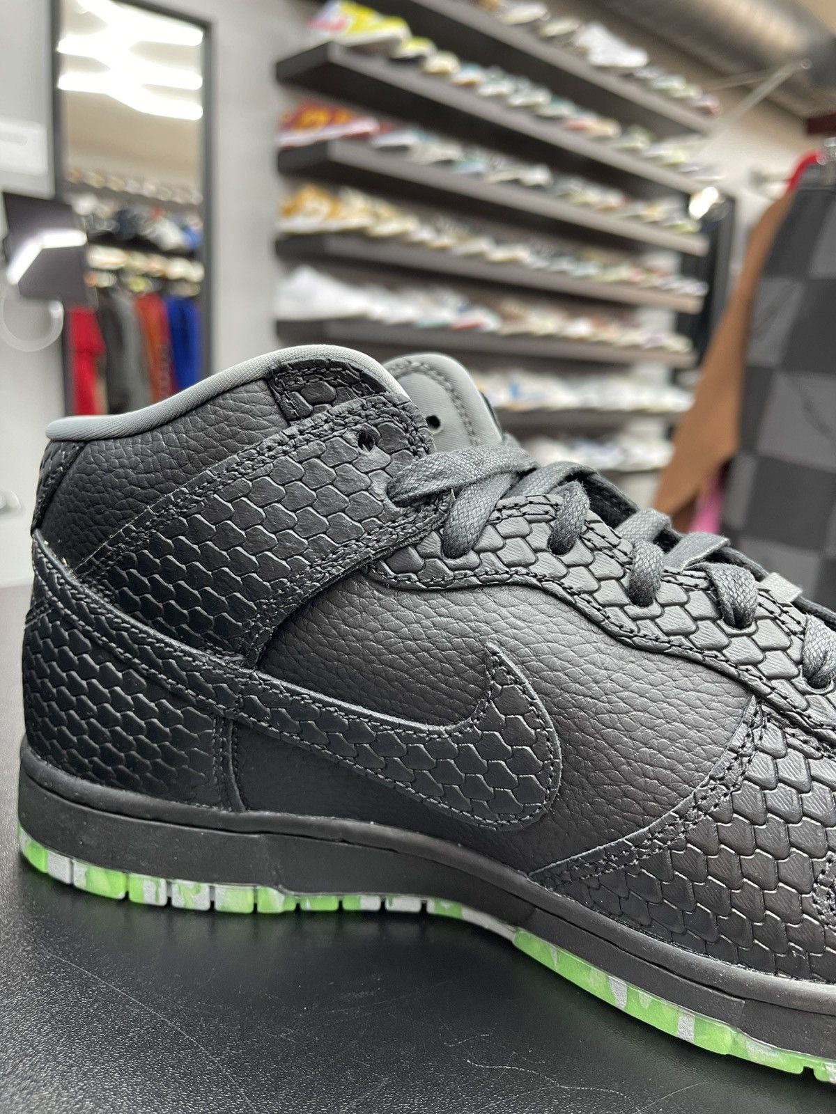 Nike Size 11 - Nike Dunk Mid Halloween Headless Horseman Size US 11 / EU 44 - 7 Thumbnail