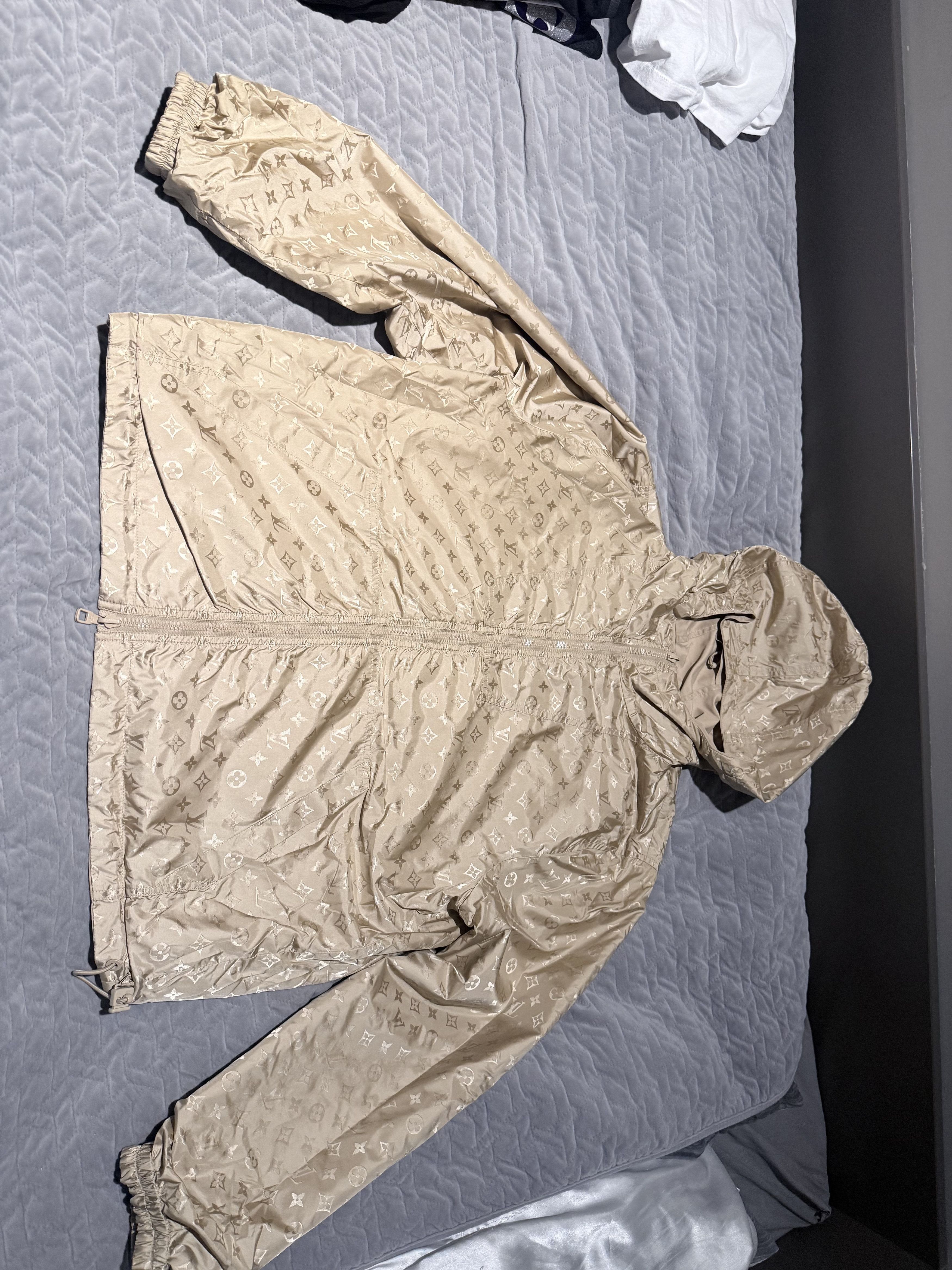 Louis Vuitton Monogram Windbreaker – Beige