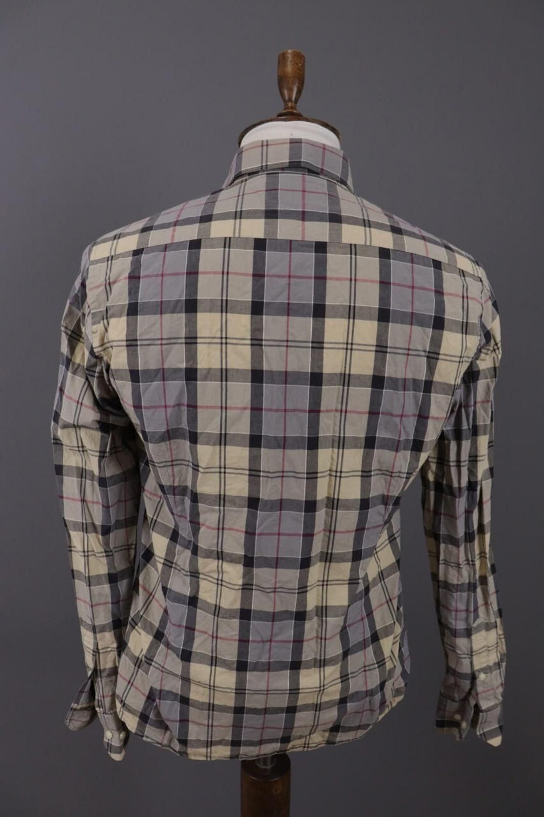 Barbour Barbour Herbert Tailored Fit Tartan Button Down Shirt Size M Size US L / EU 52-54 / 3 - 12 Thumbnail