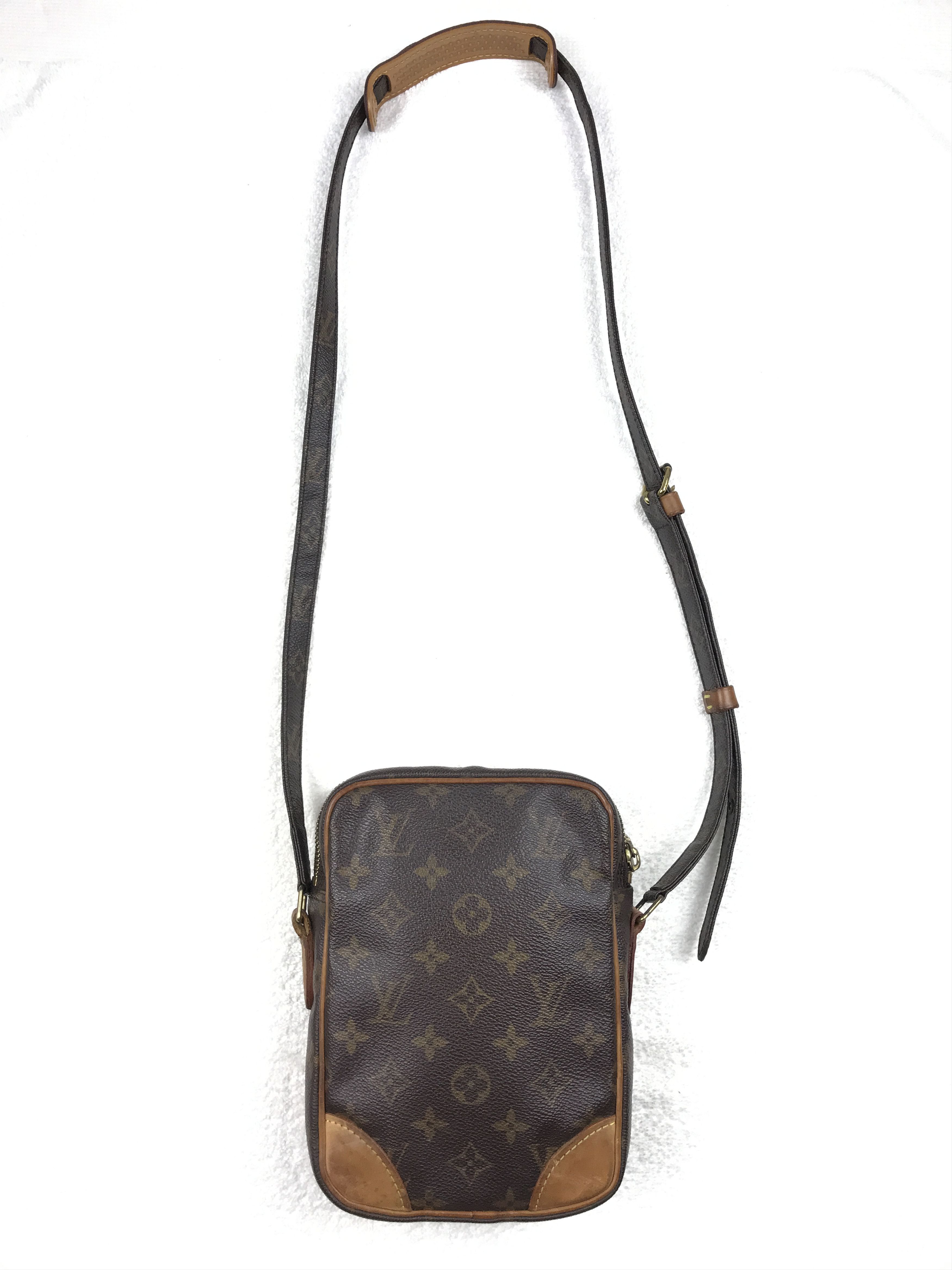 Louis Vuitton × Vintage Vintage Louis Vuitton Danube Monogram Canvas crossbody bag Size ONE SIZE - 17 Thumbnail
