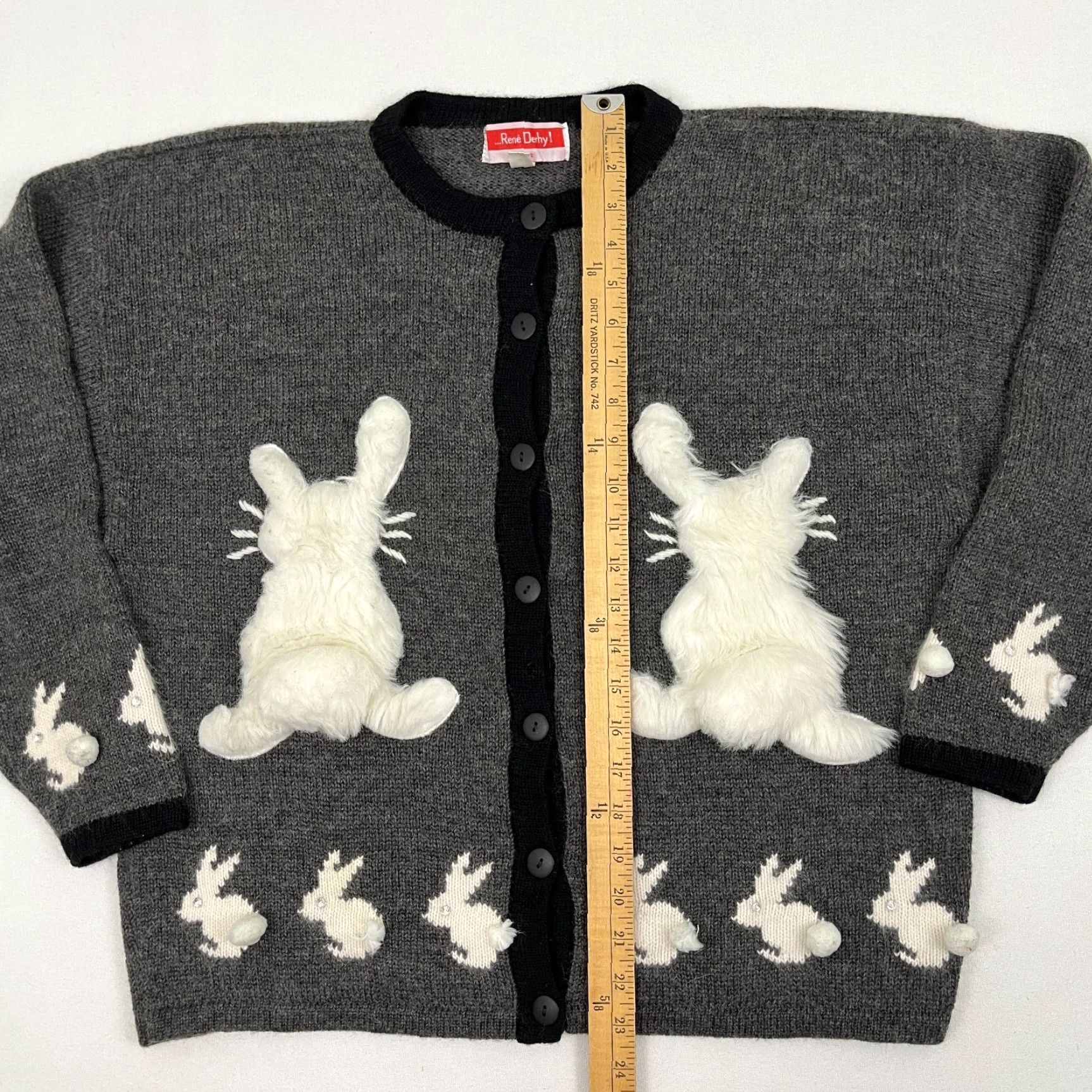 Vintage VTG Rene Derhy Cardigan Womens M / L Gray Bunny Rabbit Wool Blend Parisian Boho Cardigan Womens Regular Knit Style Size L / US 10 / IT 46 - 4 Thumbnail