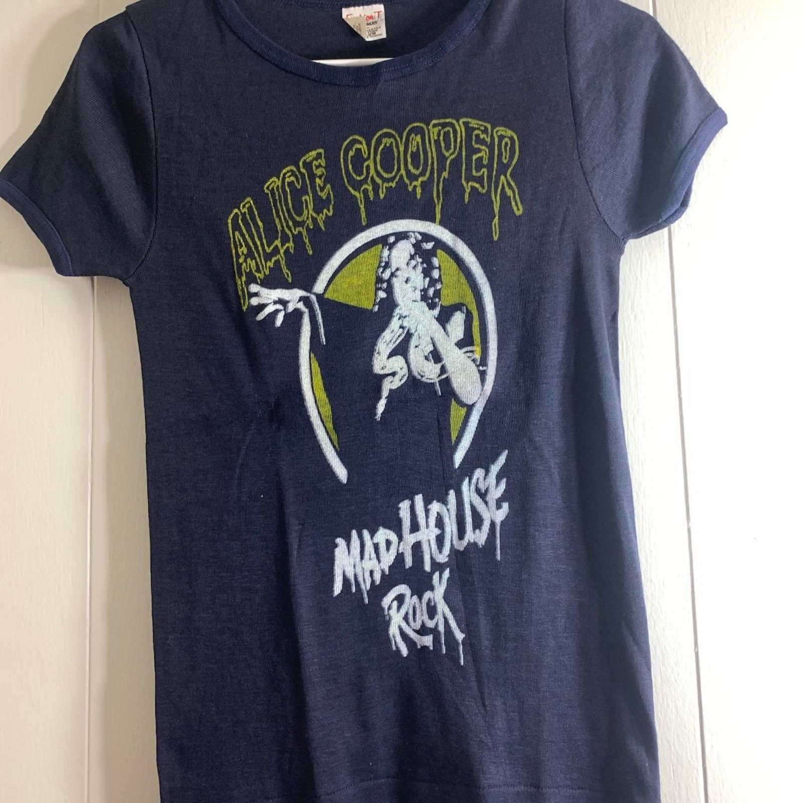 Vintage 1979 ALICE COOPER Mad House Rock Tour graphic tee shirt M Size US M / EU 48-50 / 2 - 3 Thumbnail