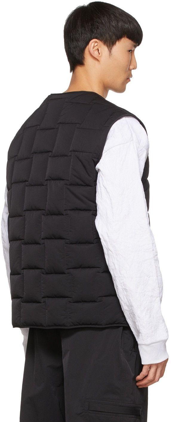 Bottega Veneta Gilet Intreccio Padded Tech Nylon Button On Vest Size US L / EU 52-54 / 3 - 3 Thumbnail