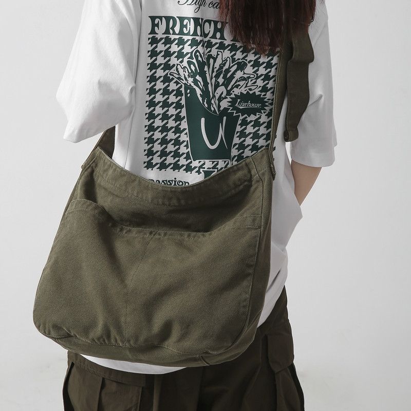 Japanese Brand Crossbody Bags Size ONE SIZE - 2 Thumbnail
