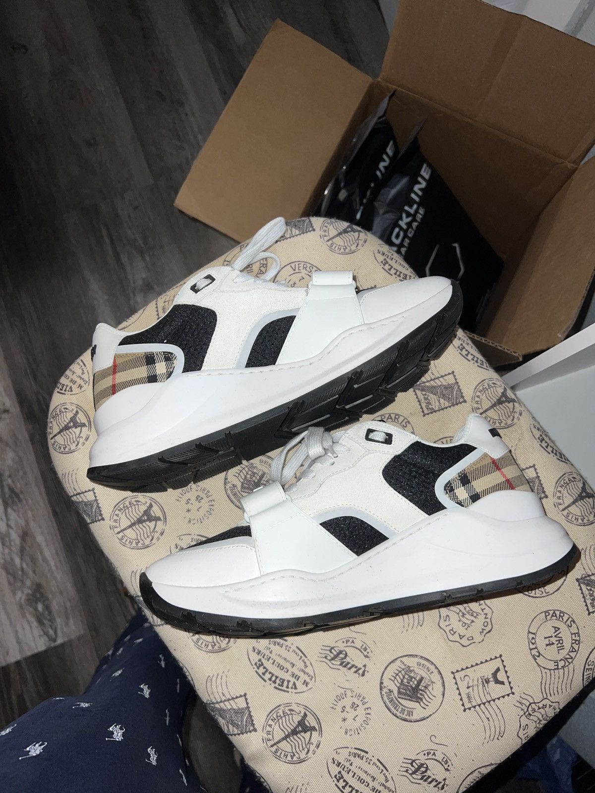 Burberry Burberry Sneaker Size US 9 / EU 42 - 3 Thumbnail