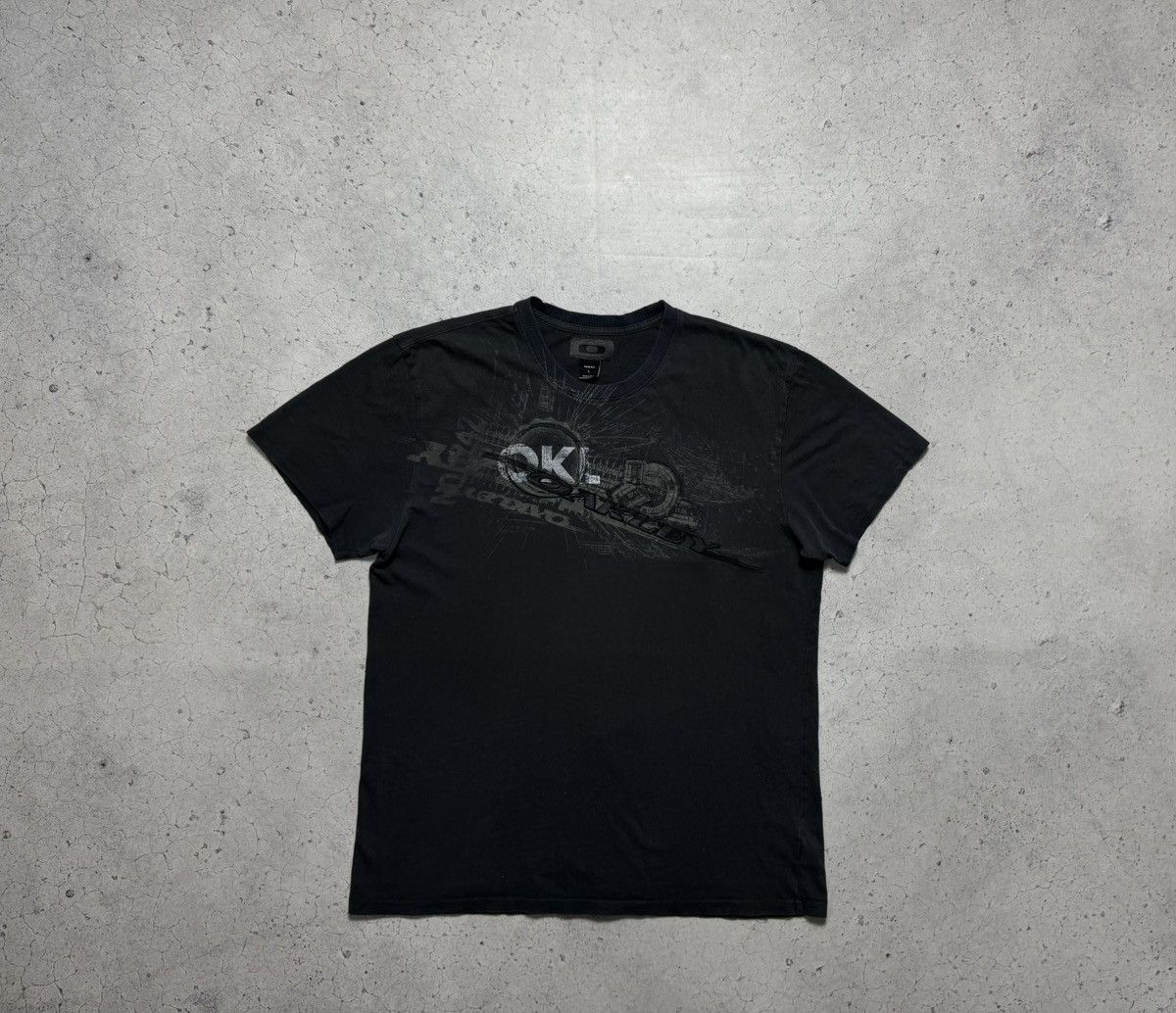 Oakley Oakley Vintage Big Logo T-Shirt Size US L / EU 52-54 / 3 - 1 Thumbnail