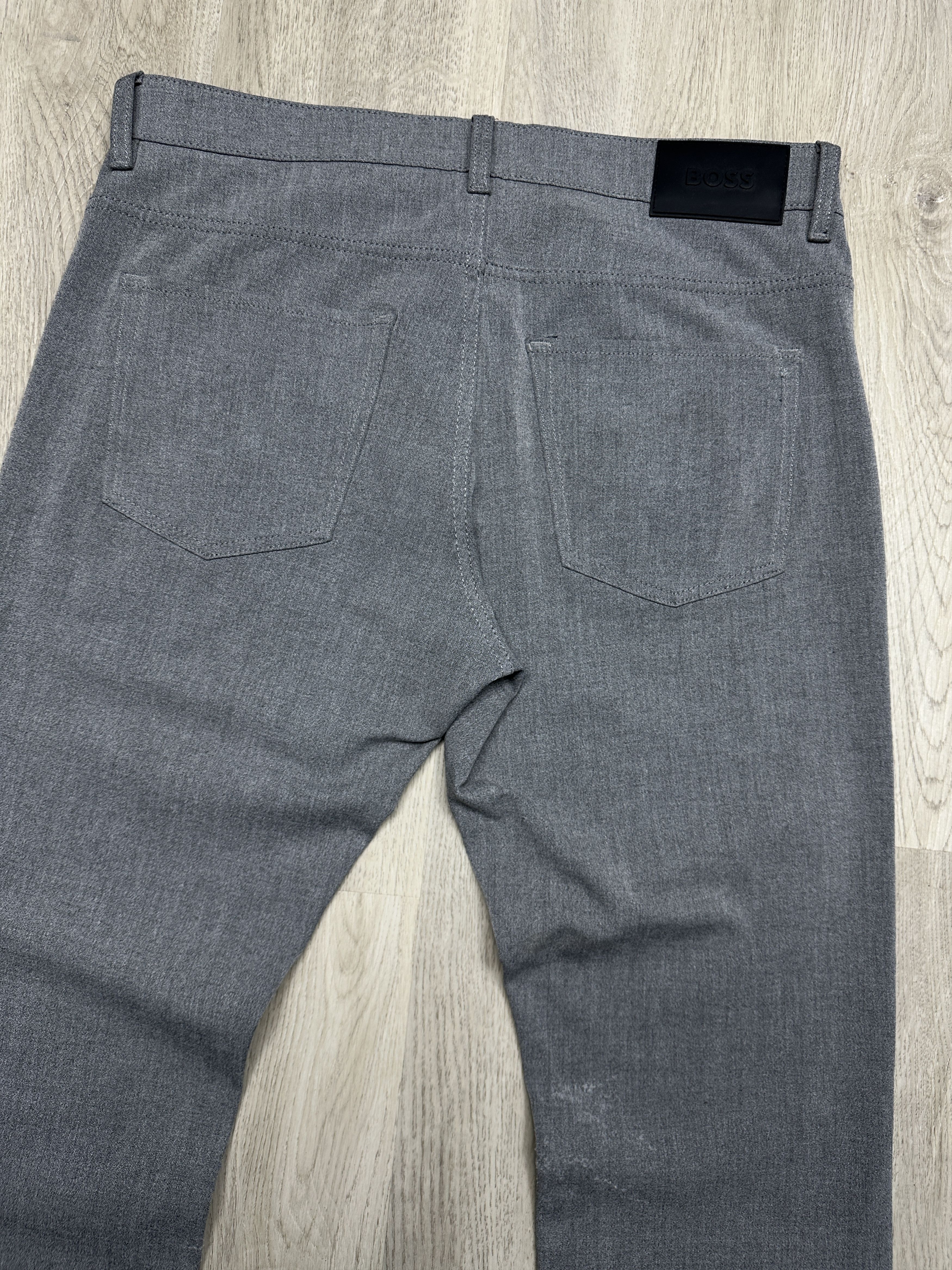 Hugo Boss Hugo Boss Mens Delaware Chino Pants Size US 34 / EU 50 - 10 Thumbnail