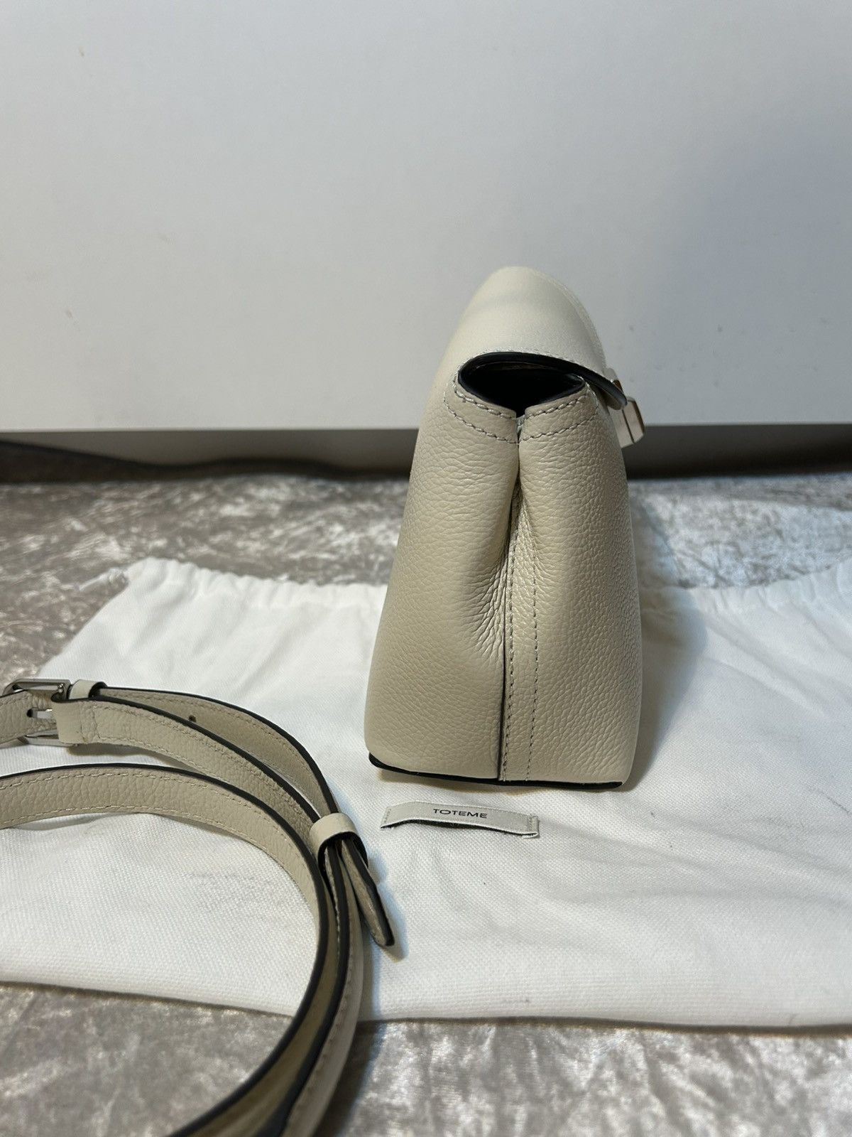Toteme Totême T-Lock Clutch White Size ONE SIZE - 16 Thumbnail