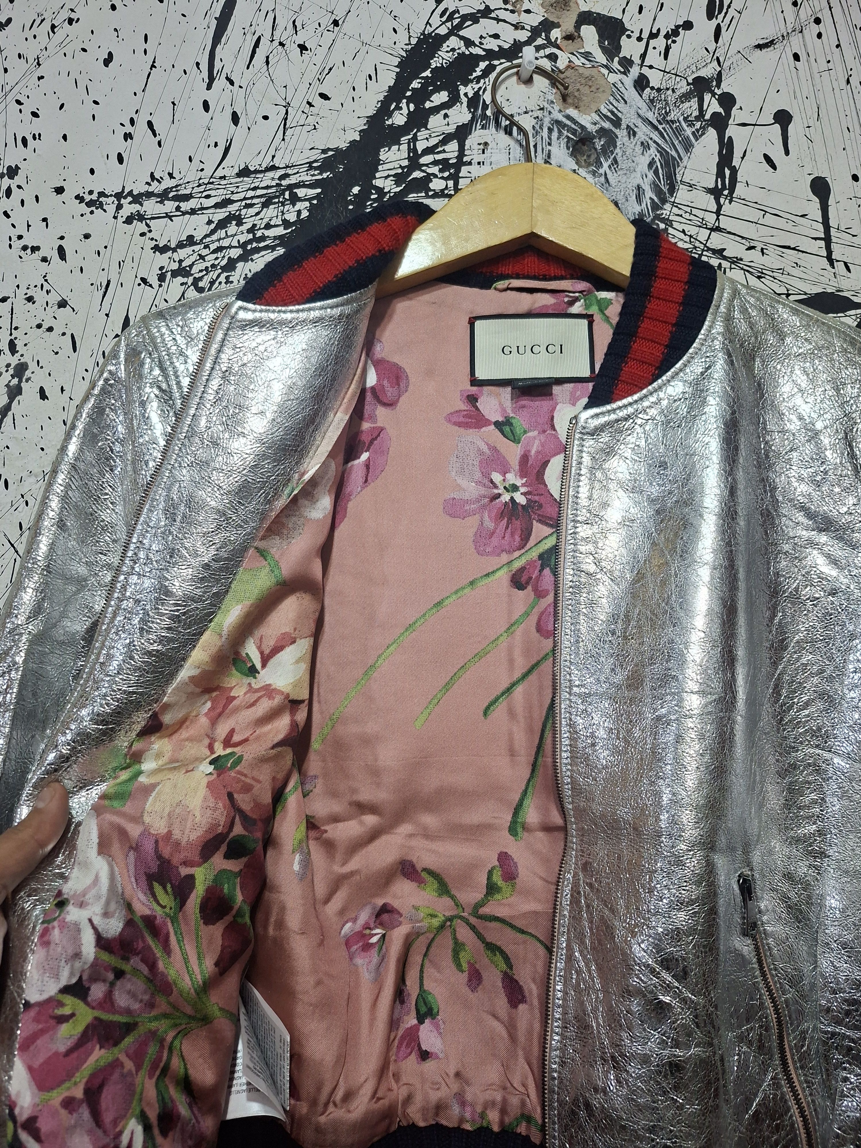 Gucci GUCCI RESORT 2016 CRACKLE LAMBSKIN LEATHER BOMBER Size M / US 6-8 / IT 42-44 - 5 Thumbnail