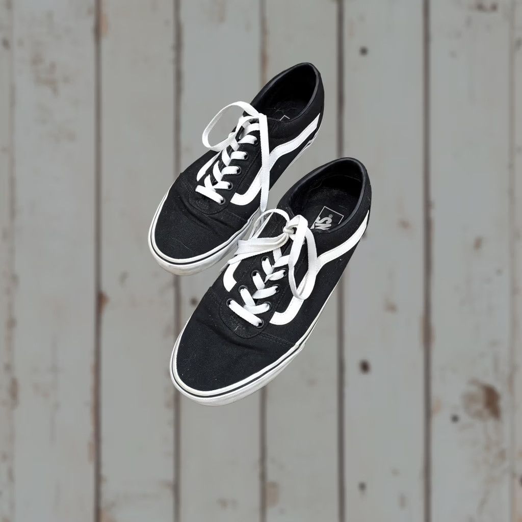 Vans VANS Old Skool Shoes Mens 10 Black Canvas Low Top Classic Skate Sneakers Size L / US 10 / IT 46 - 1 Thumbnail
