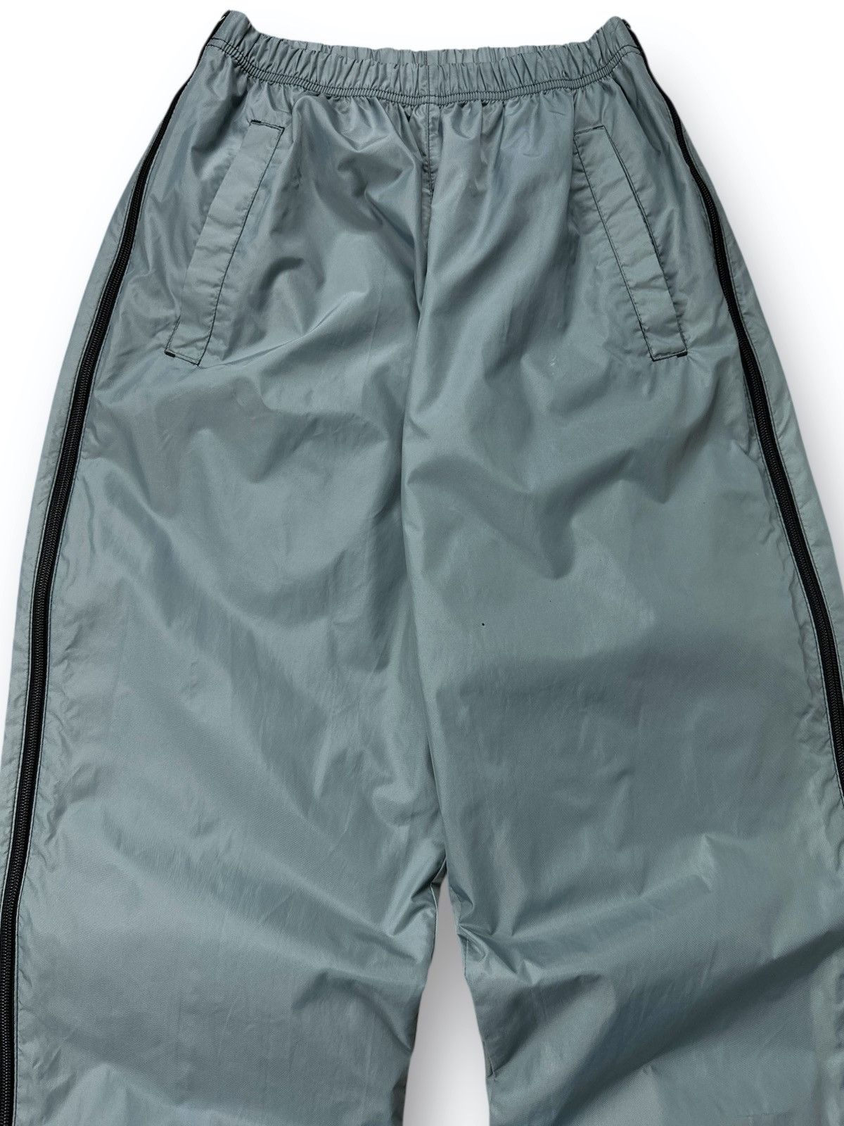 Nike Vintage Y2K Nike Nylon Full Zip Venting Track Pants Men’s S Size US 30 / EU 46 - 2 Thumbnail
