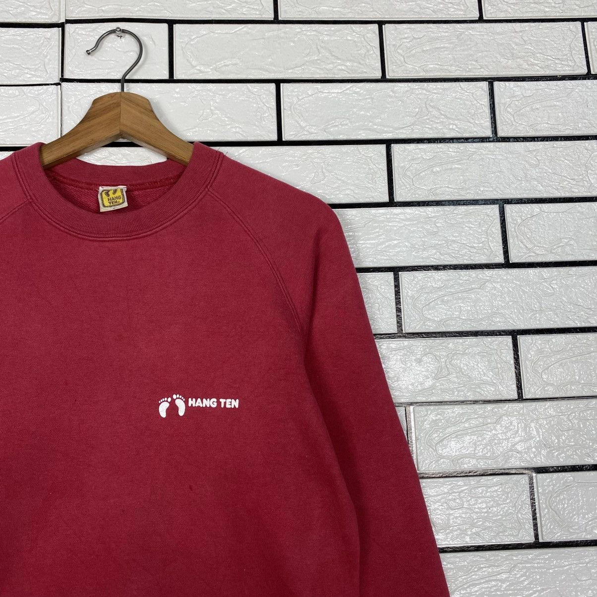 Japanese Brand Vintage Sweatshirt Hang Ten Big Log Size US S / EU 44-46 / 1 - 7 Thumbnail